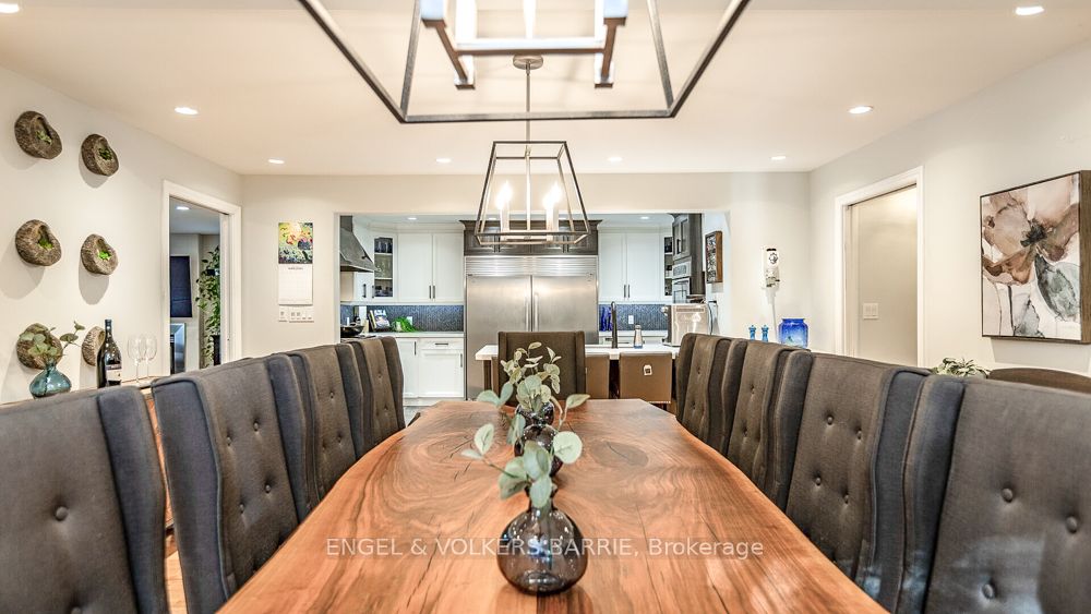 112 Lakeshore Road W, Oro-Medonte, ON L0L 2E0 photo 4