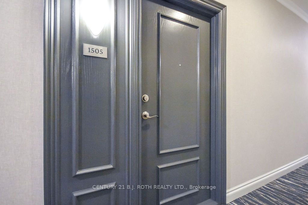 37 ELLEN Street 1505, Barrie, ON L4N 6E9 photo 4