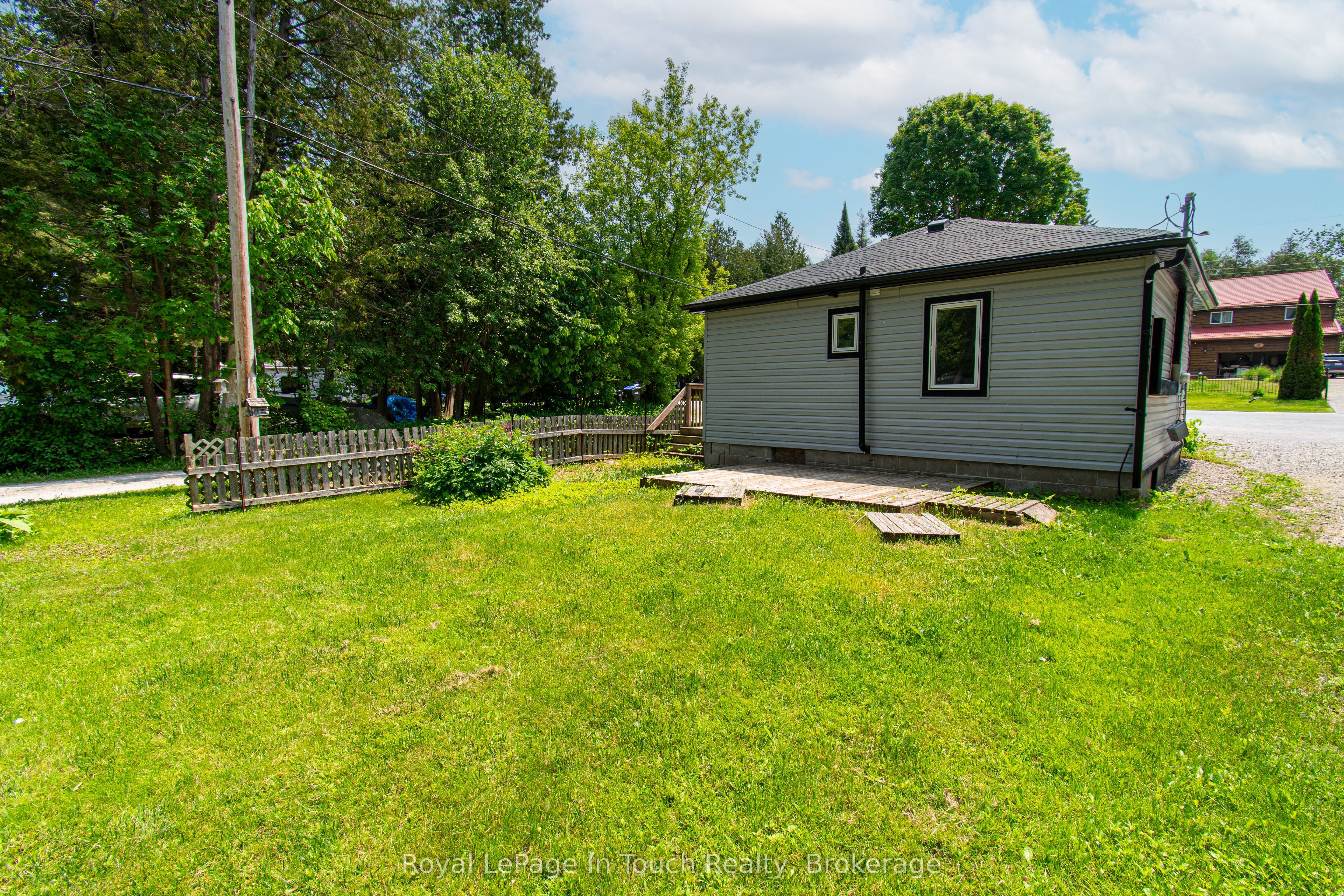 78 KING RD, Tay, ON L0K 2C0 photo 3