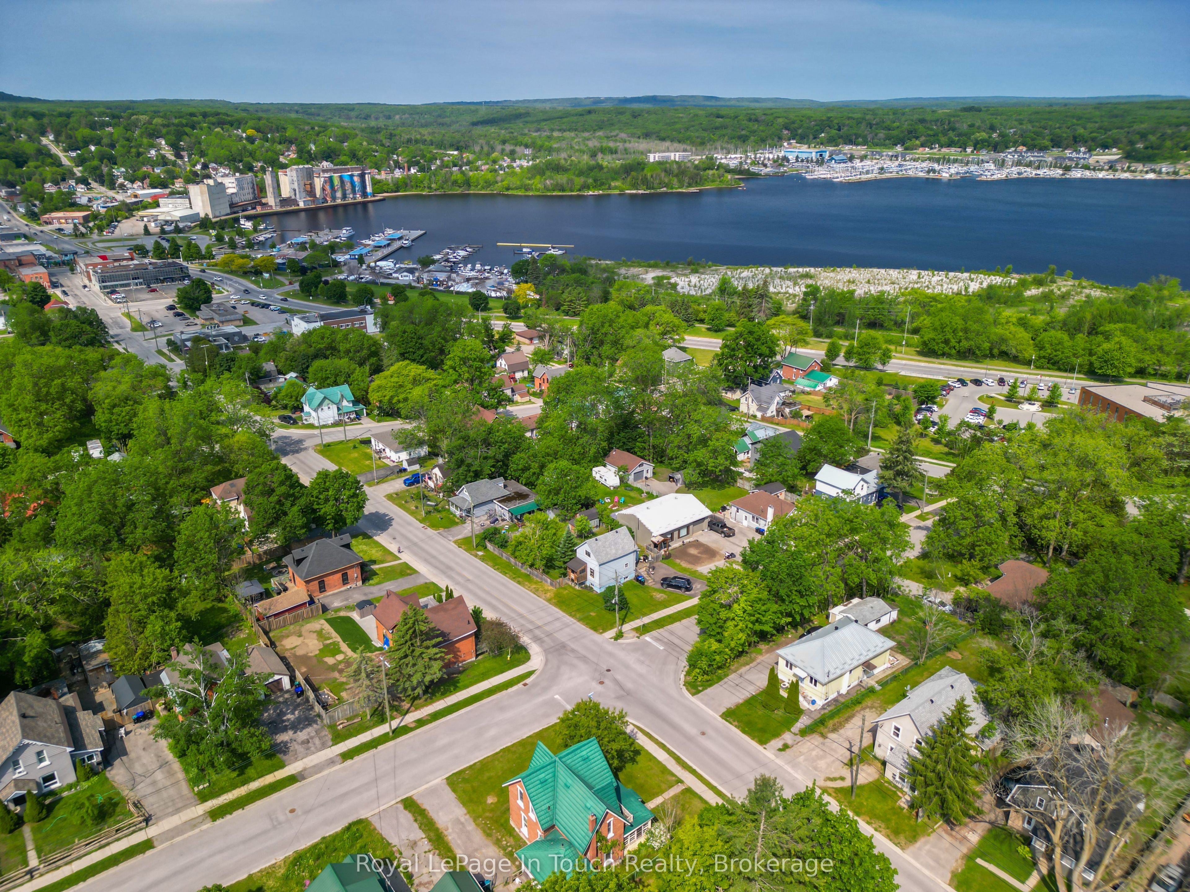 354 Bay Street, Midland, ON L4R 1K2 photo 5