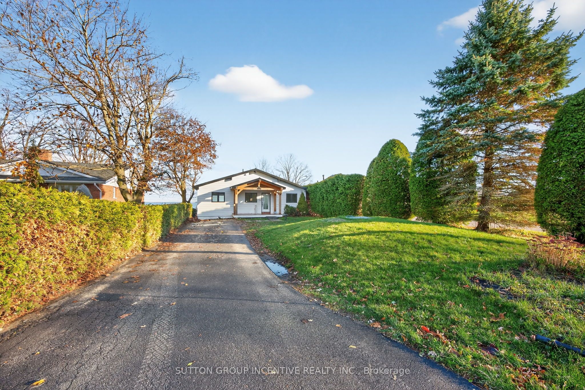211 Moon Point Drive, Oro-Medonte, ON L3V 6H1 photo 3