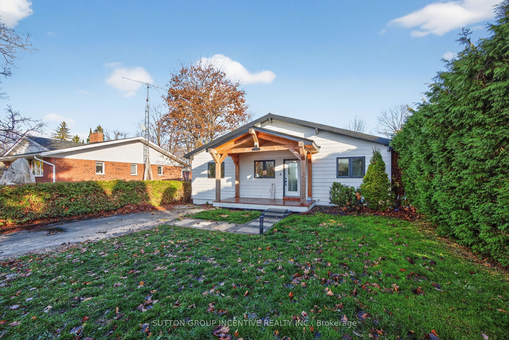 211 Moon Point Drive, Oro-Medonte, ON L3V 6H1 photo 4