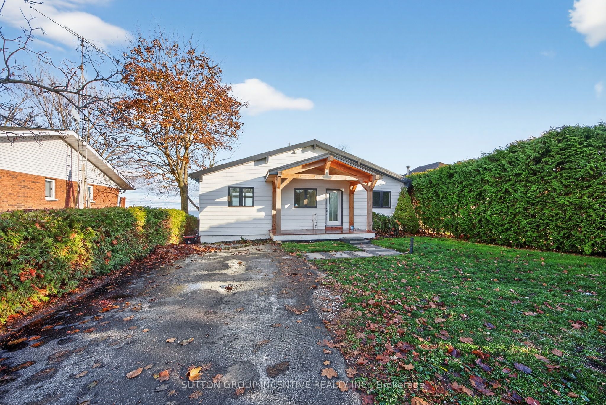 211 Moon Point Drive, Oro-Medonte, ON L3V 6H1 photo 5