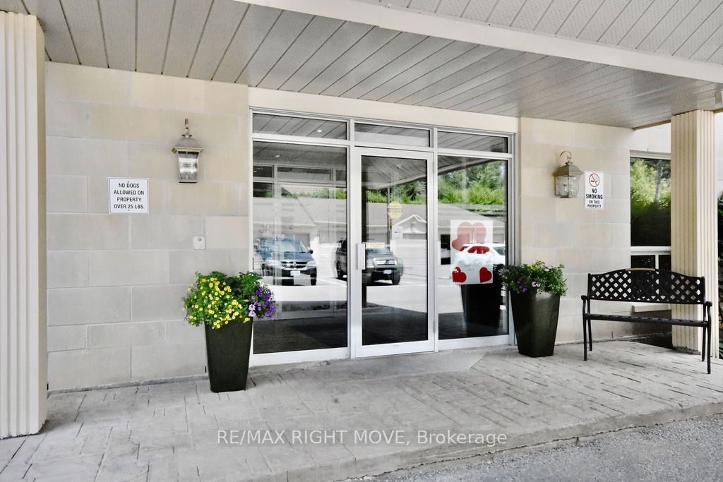486 Laclie Street 313, Orillia, ON L3V 4P9 photo 4