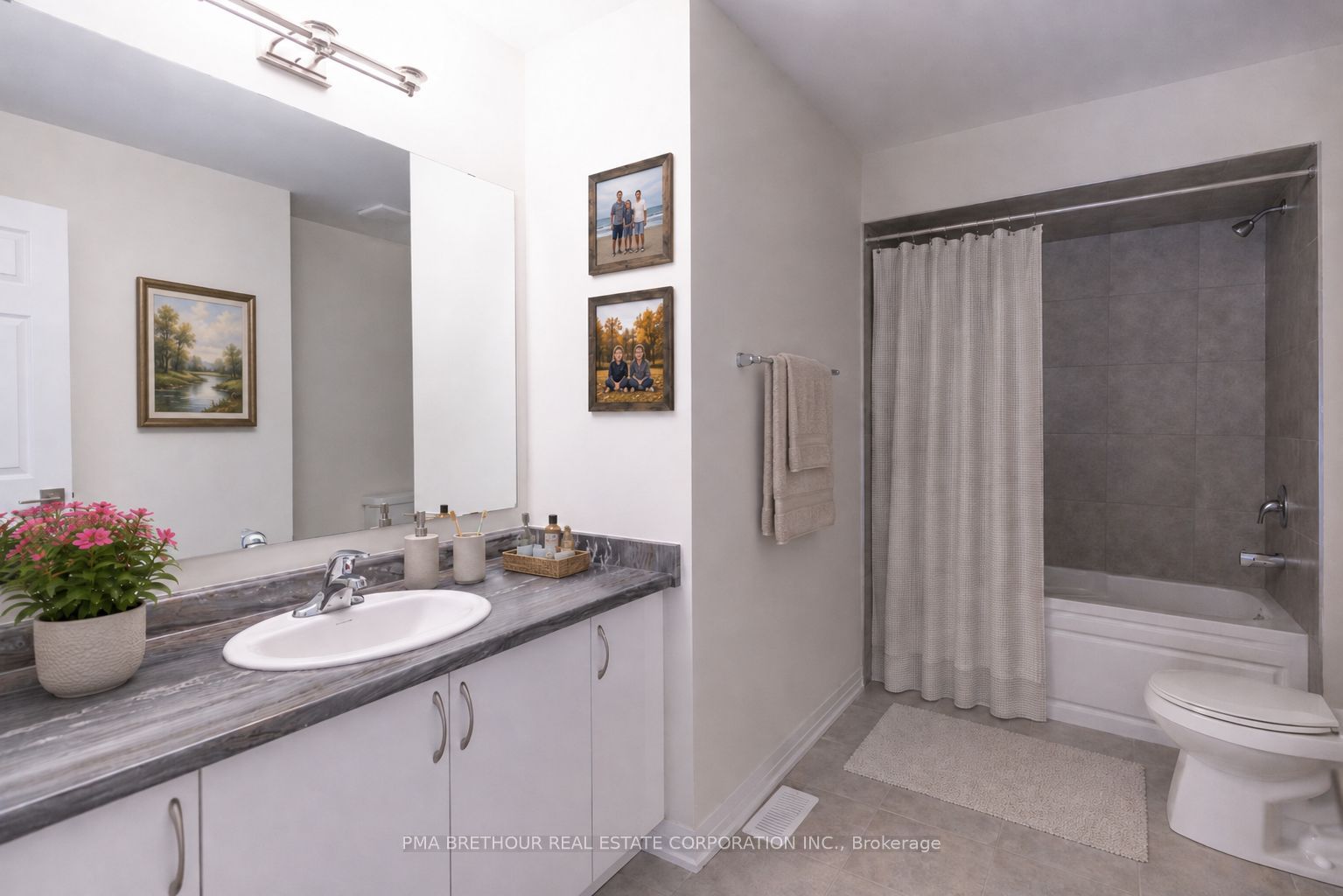 3164 Searidge Street, Severn, ON L3V 0Y4 photo 4