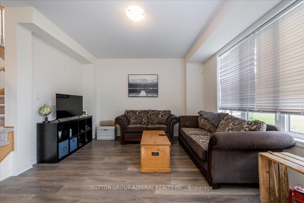 34 Abby Drive, Wasaga Beach, ON L9Z 0K2 photo 5