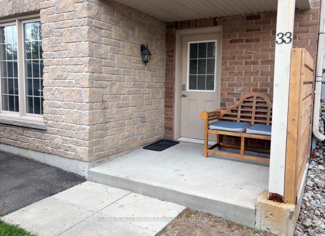 175 Stanley Street #33, Barrie, ON L4M 0G2