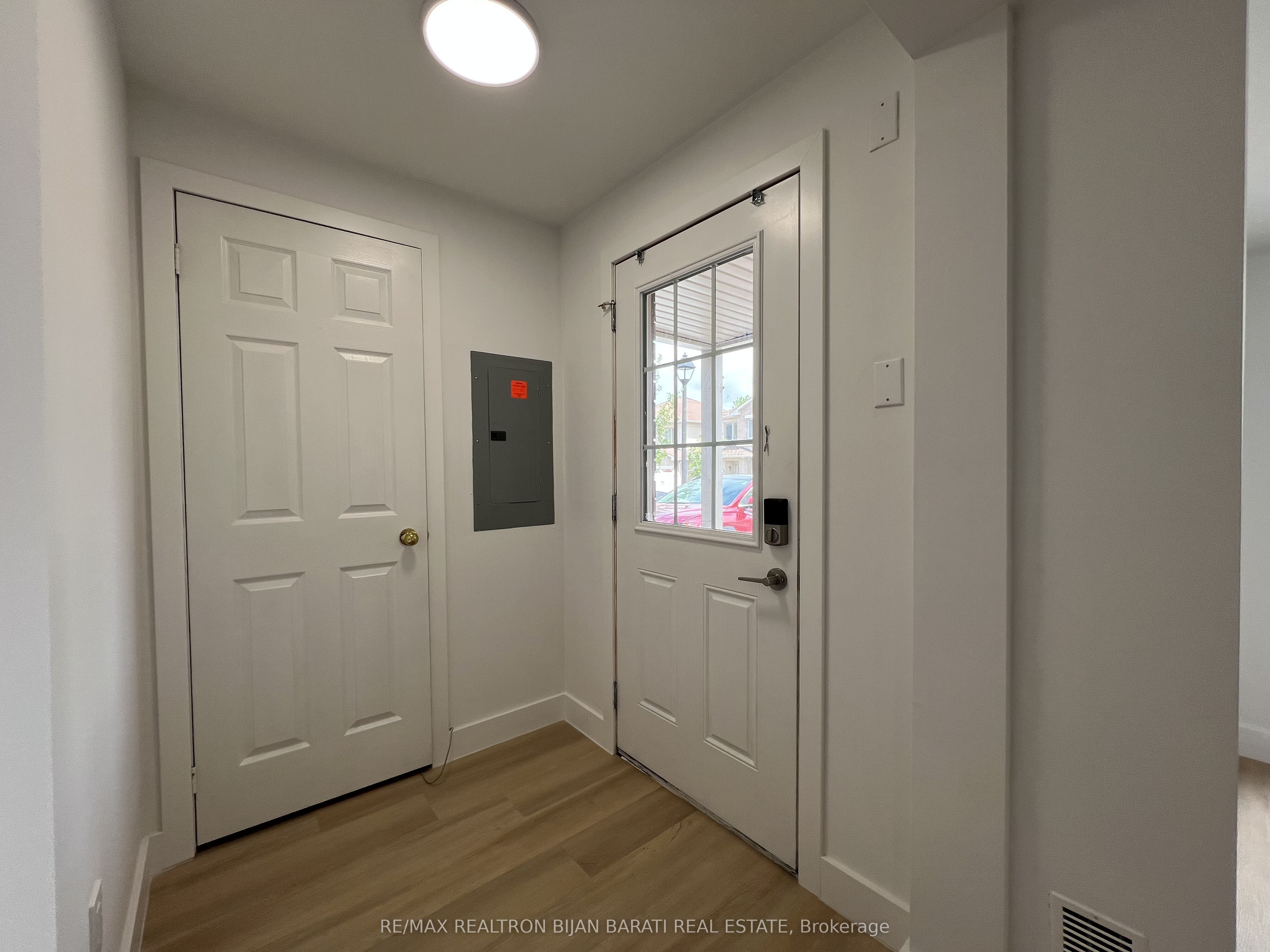 175 Stanley Street #33, Barrie, ON L4M 0G2 photo 2