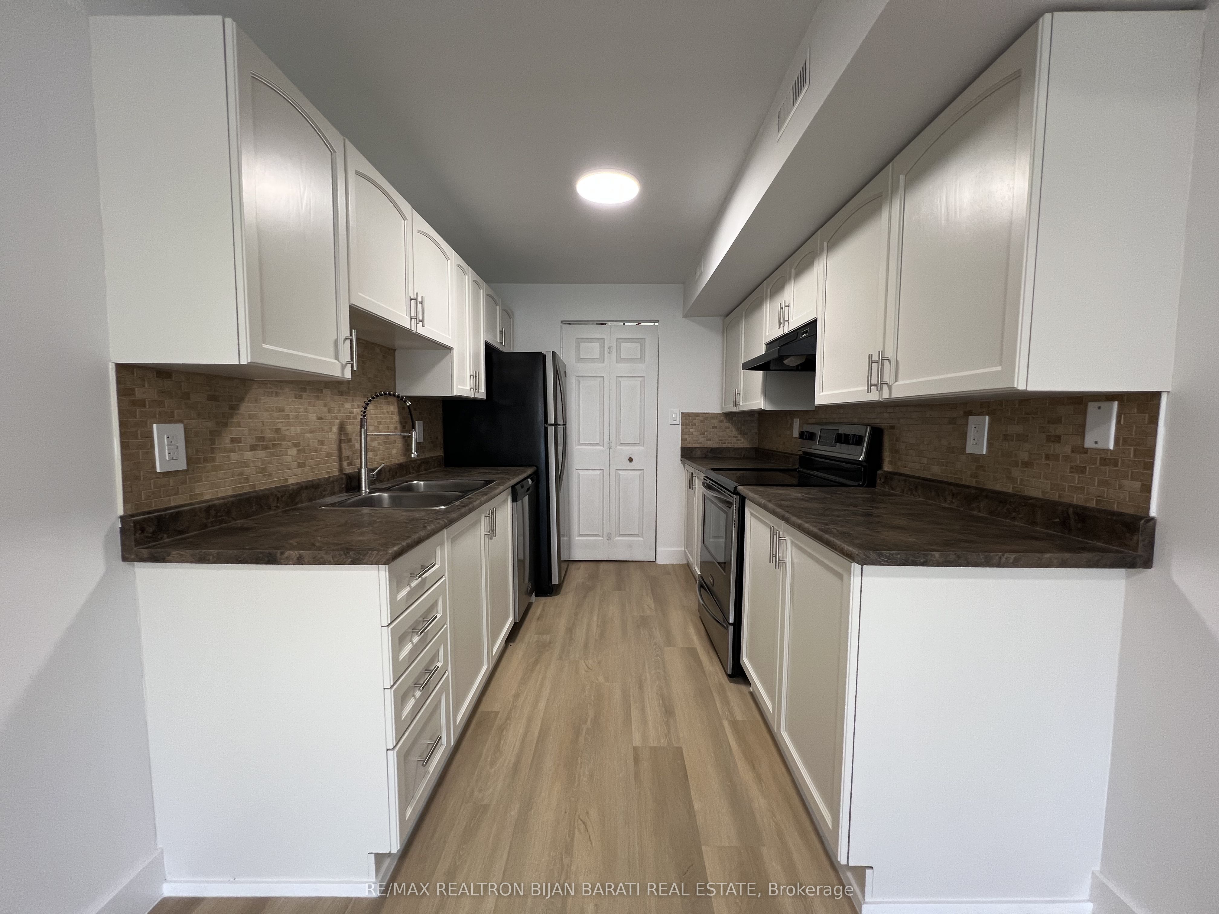 175 Stanley Street #33, Barrie, ON L4M 0G2 photo 5