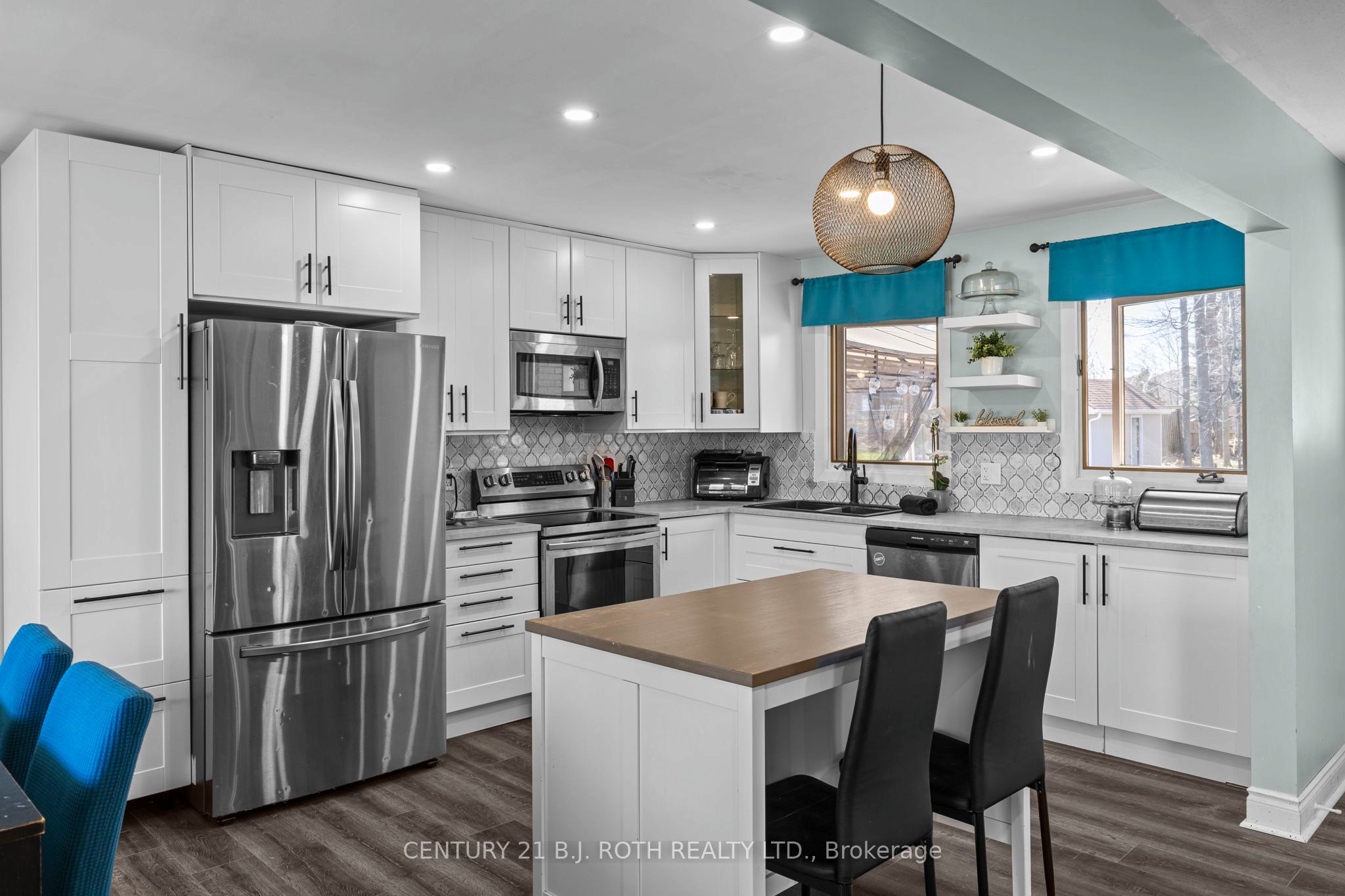 823 Essa Road, Barrie, ON L4N 9G5 photo 4
