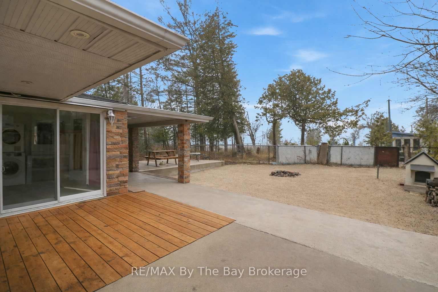 54 Homewood Avenue, Wasaga Beach, ON L9Z 2M2 photo 5