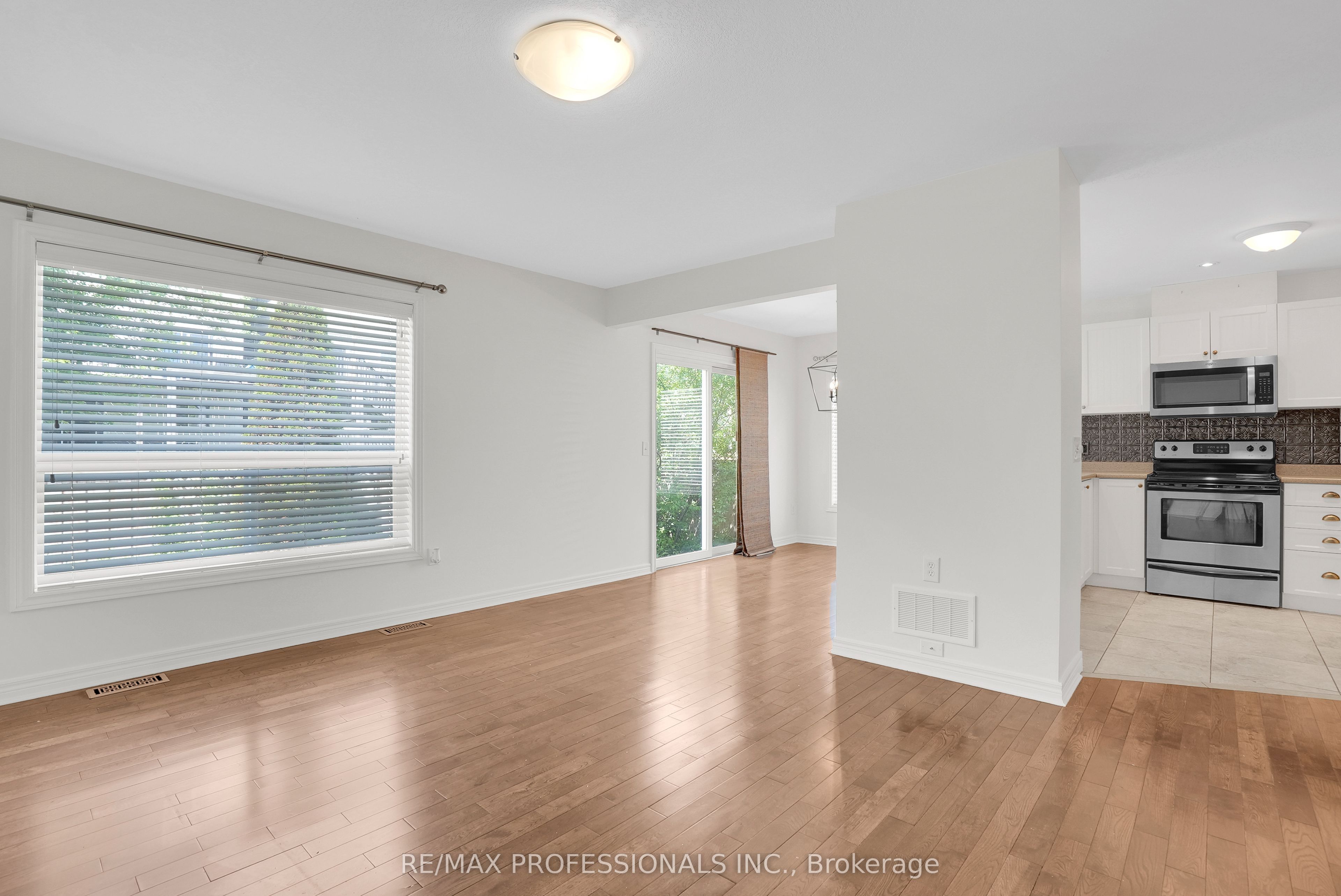 800 West Ridge Boulevard 72, Orillia, ON L3V 0A1 photo 3