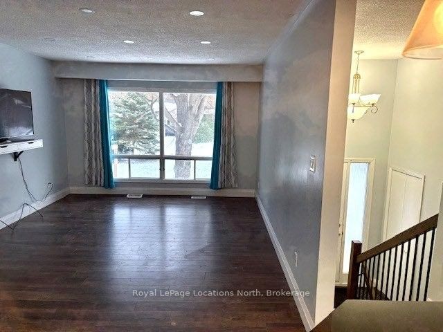 40 Rue Vanier, Tiny, ON L9M 0J2 photo 4