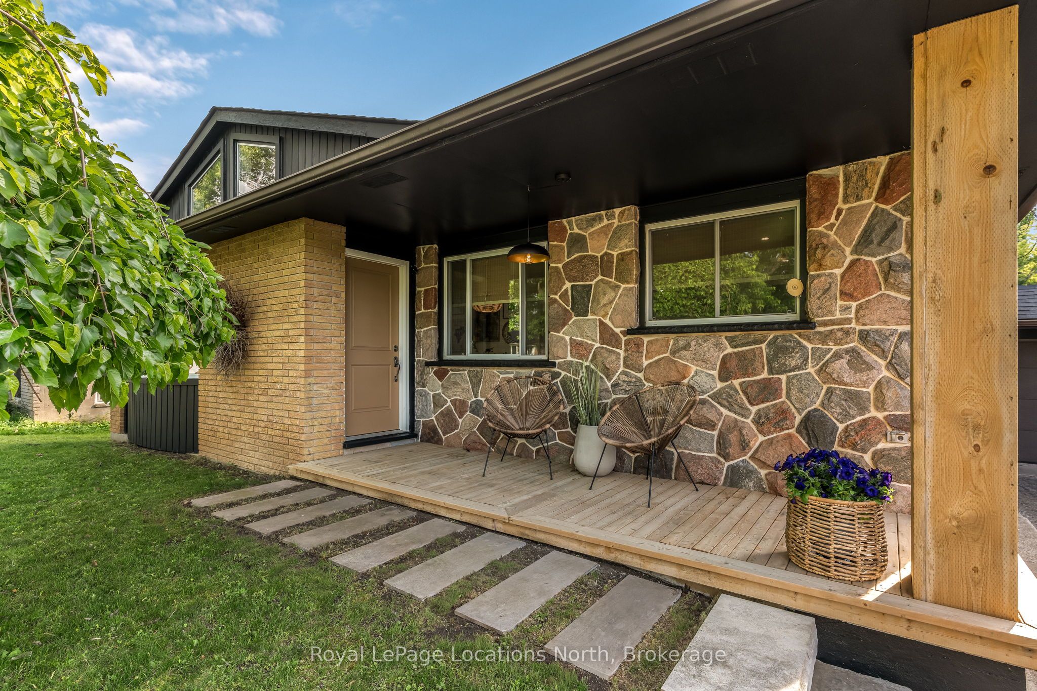 10 Park Road, Collingwood, ON L9Y 3B9 photo 2