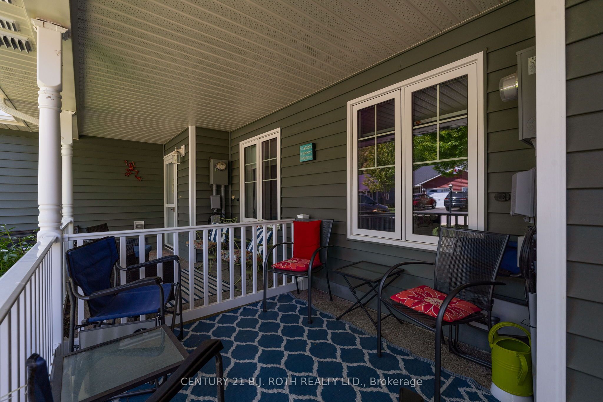 34 Chamberlain Crescent, Penetanguishene, ON L9M 0A6 photo 2