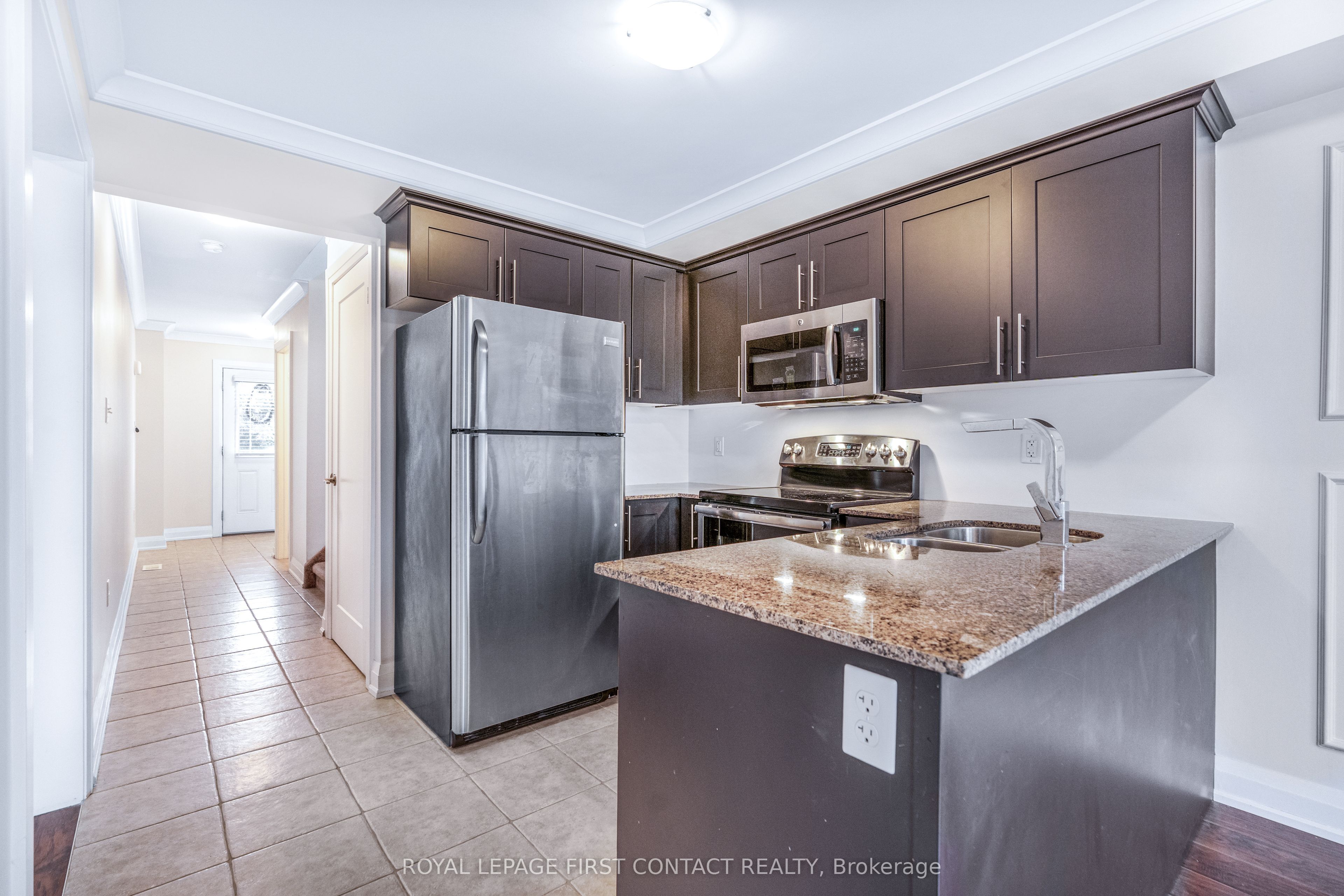 29 MADELAINE Drive 4, Barrie, ON L9J 0G8 photo 4