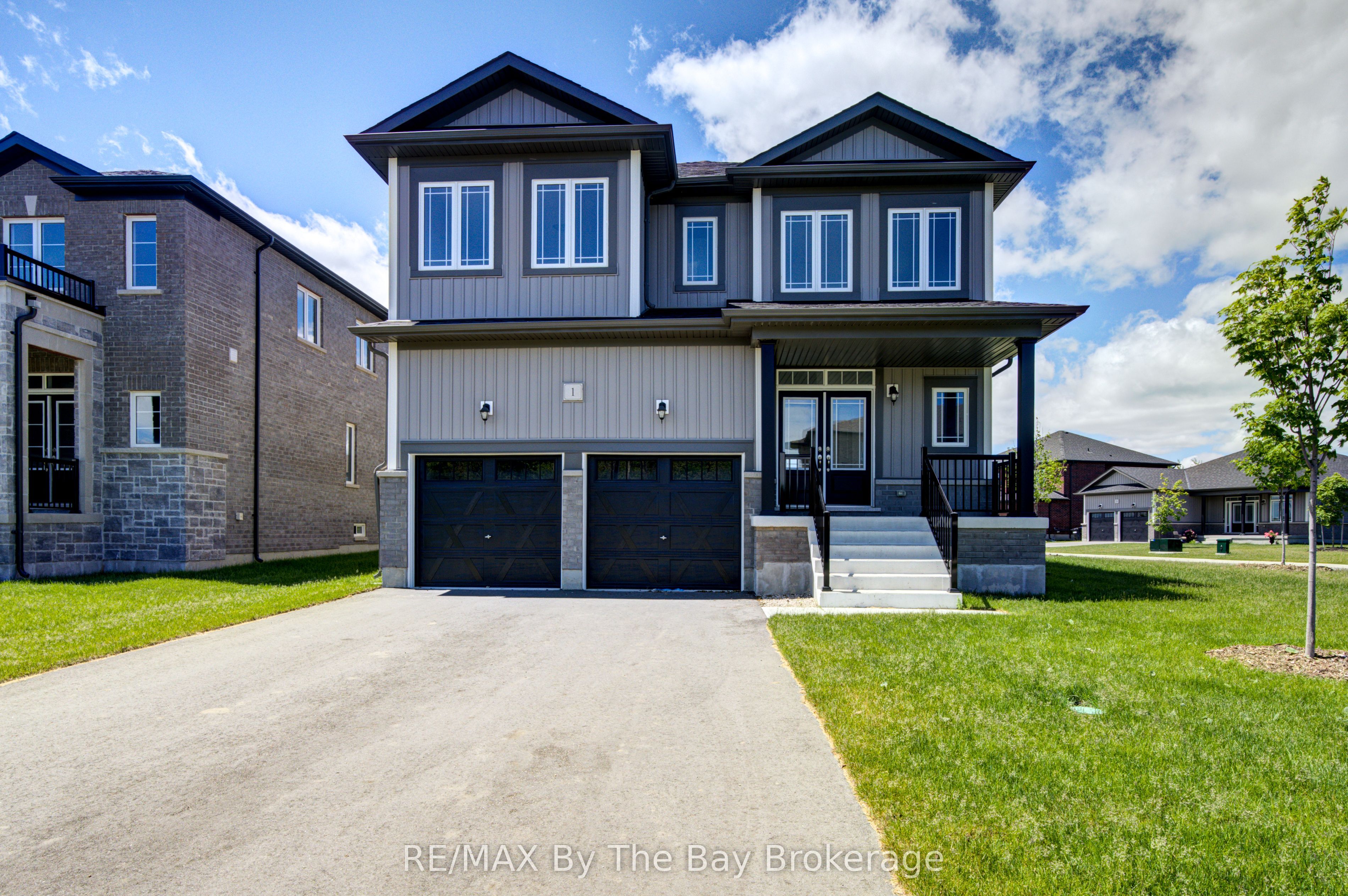 1 Amber Drive, Wasaga Beach, ON L9Z 0R9 photo 2