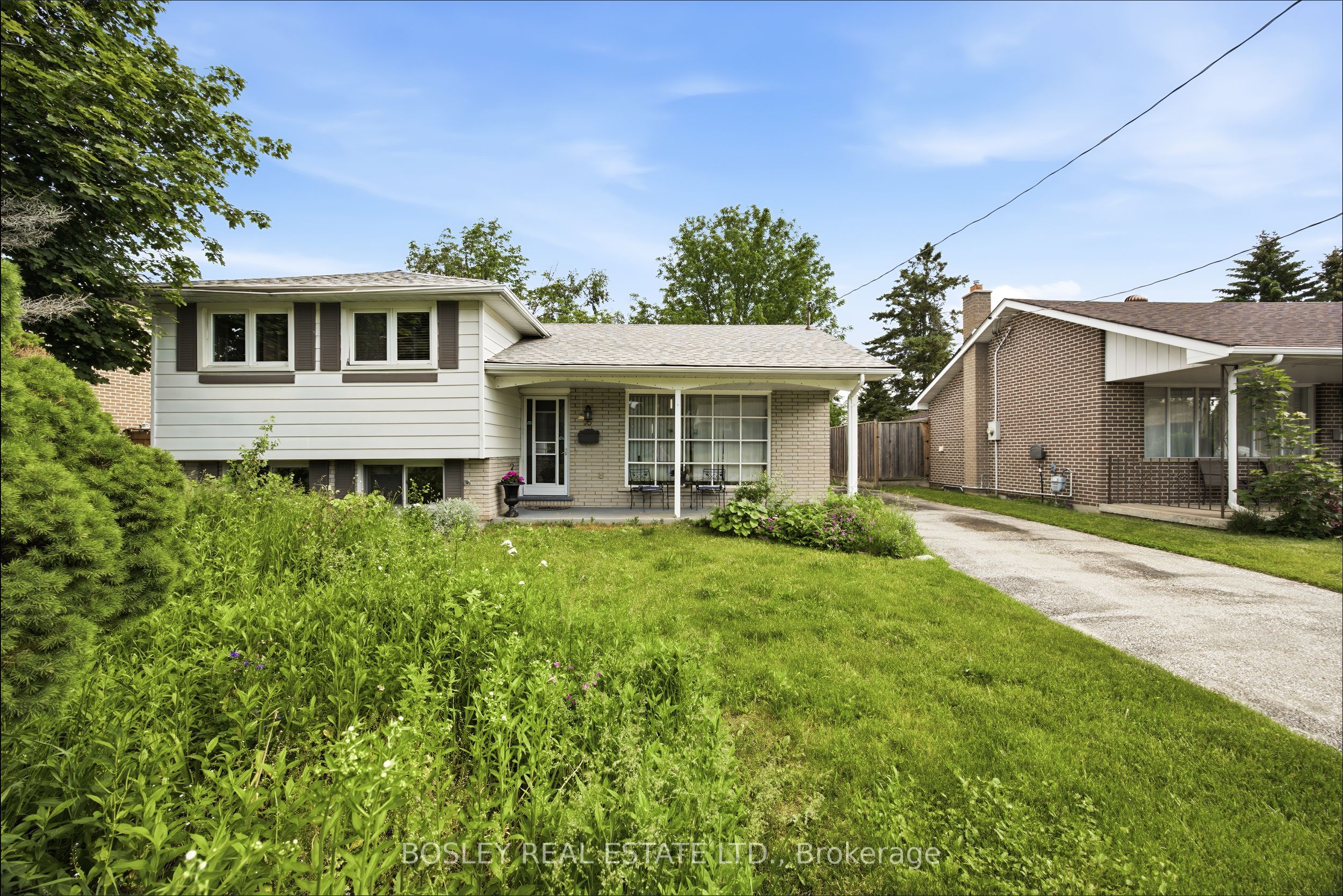 16 Steel Street, Barrie, ON L4M 2E5