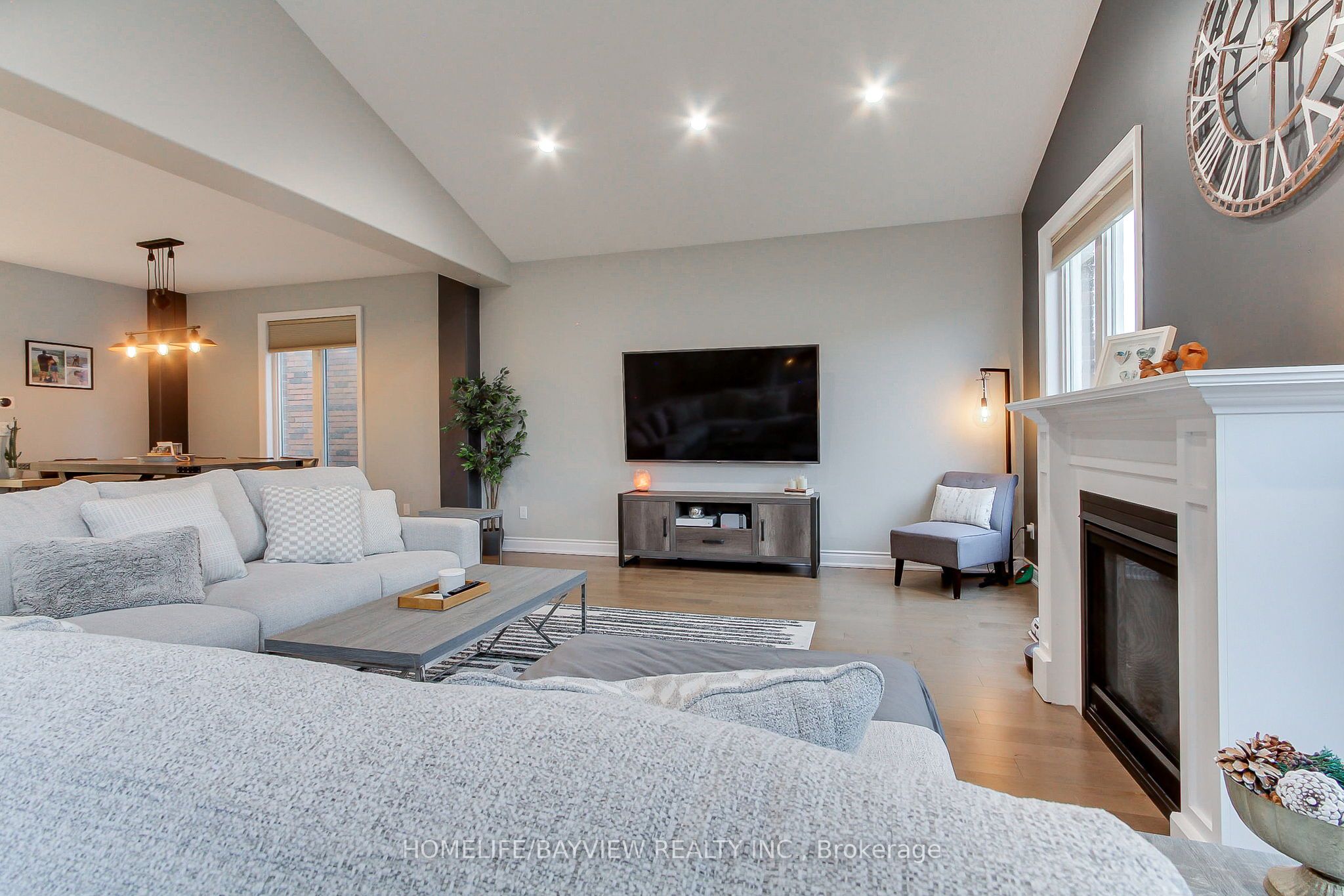35 Booth Lane, Barrie, ON L4N 0S4 photo 5