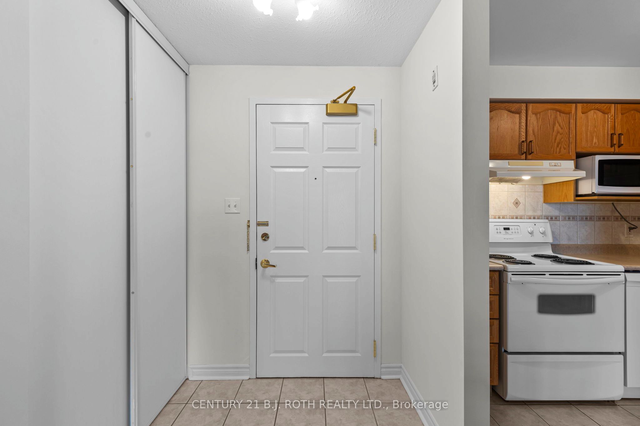 49 Jacobs Terrace 209, Barrie, ON L4N 0W4 photo 5