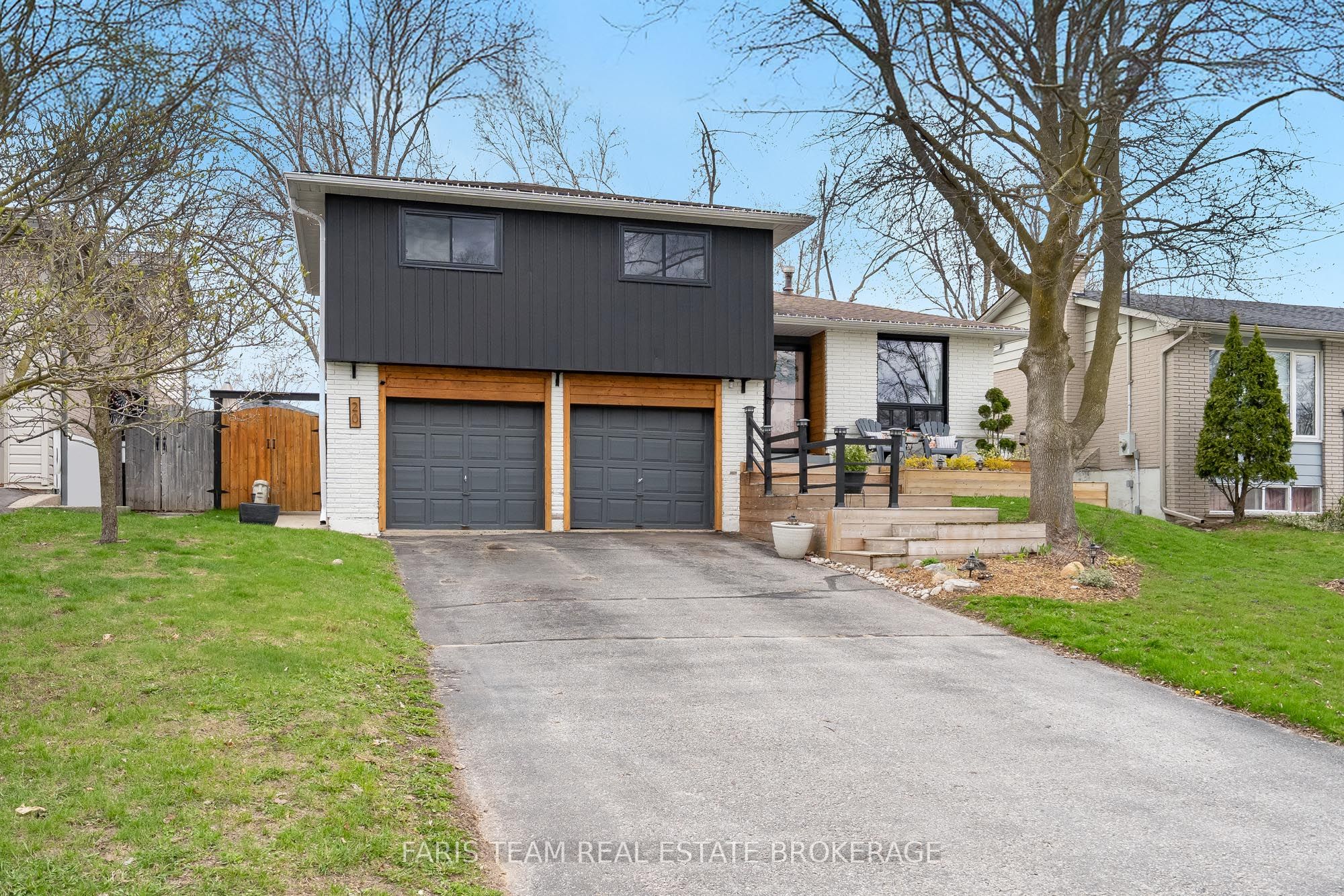 20 Carol Road, Barrie, ON L4N 3P5