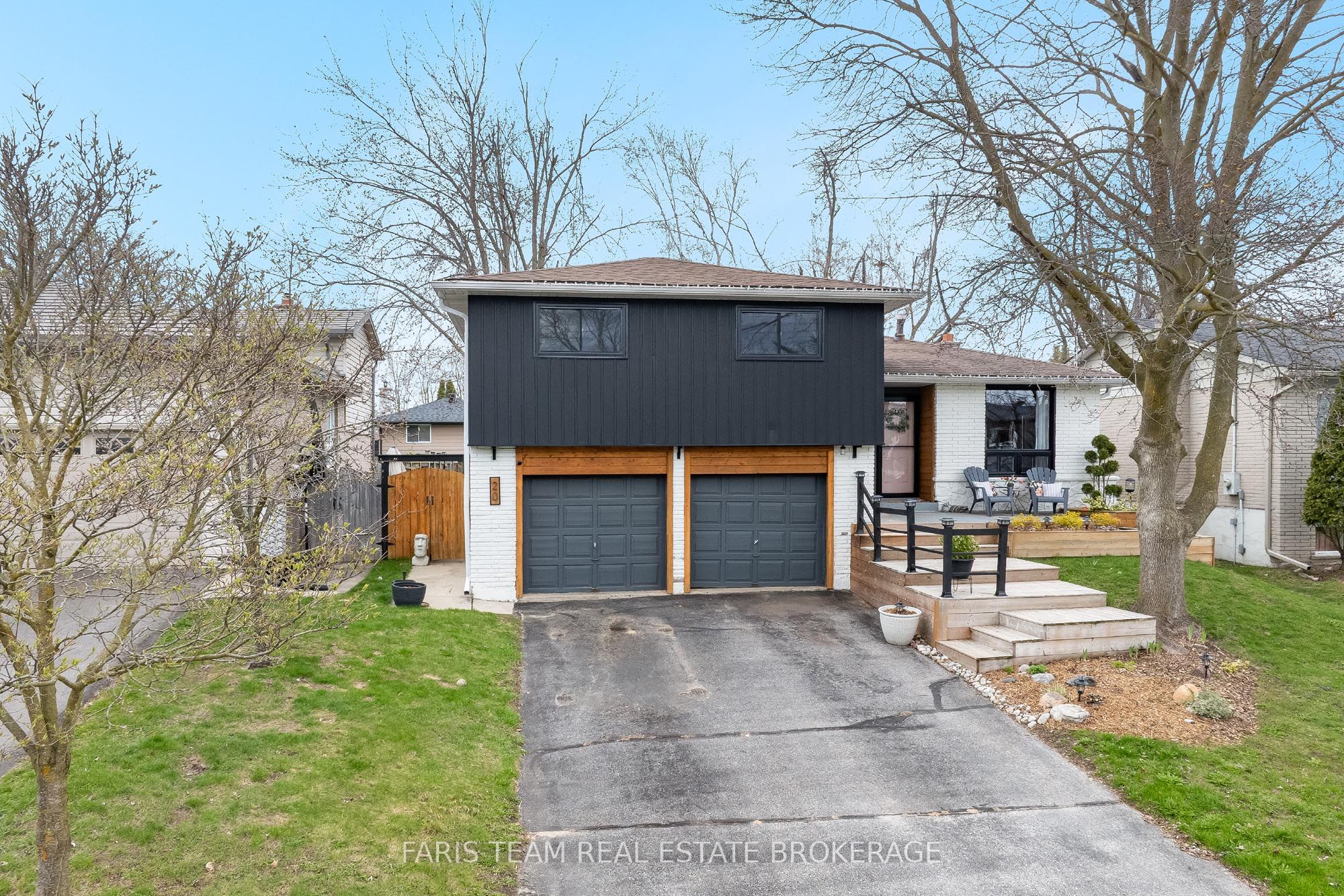 20 Carol Road, Barrie, ON L4N 3P5 photo 2