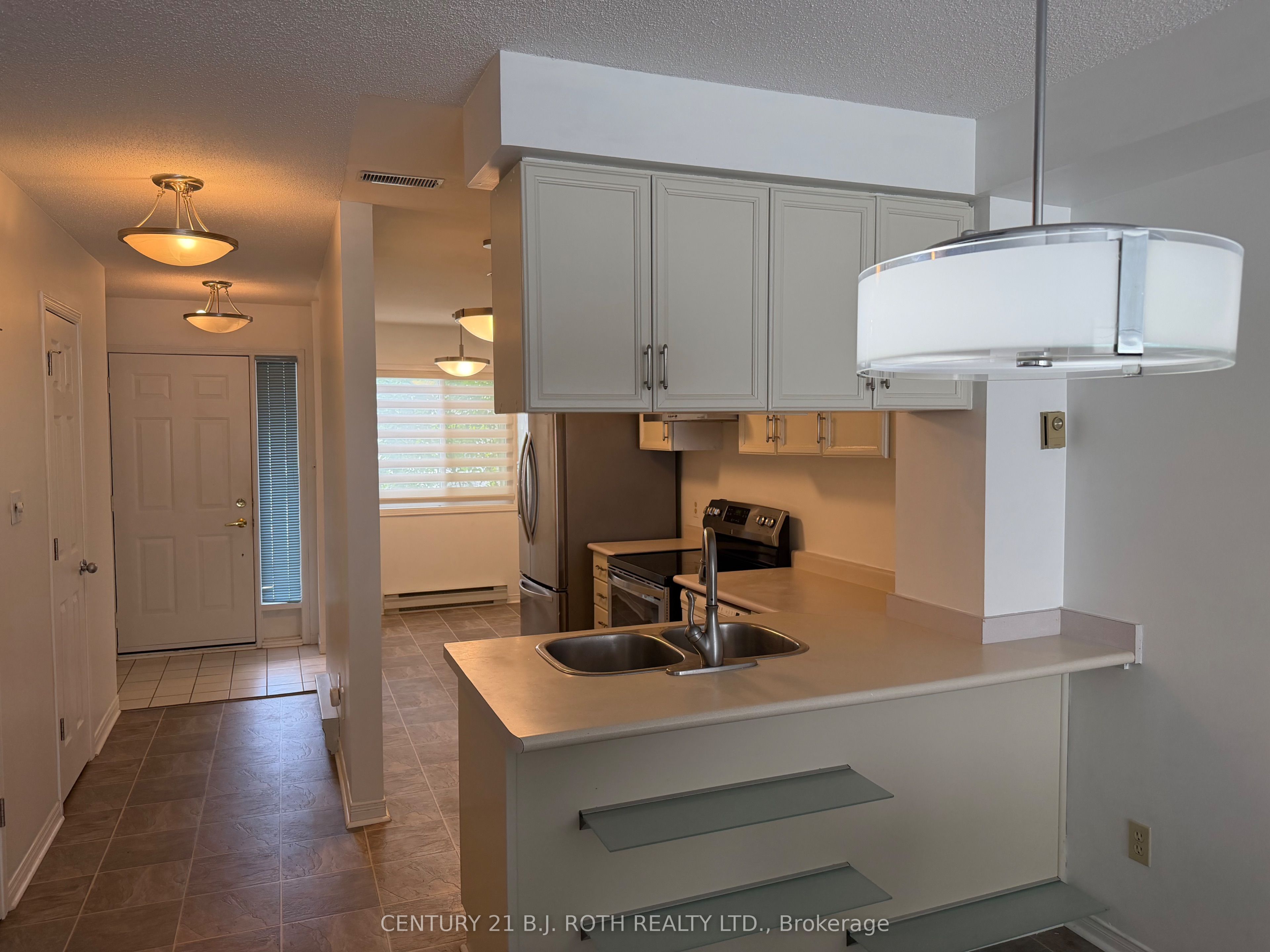 2 Laguna Parkway 2, Ramara, ON L0K 1B0 photo 4