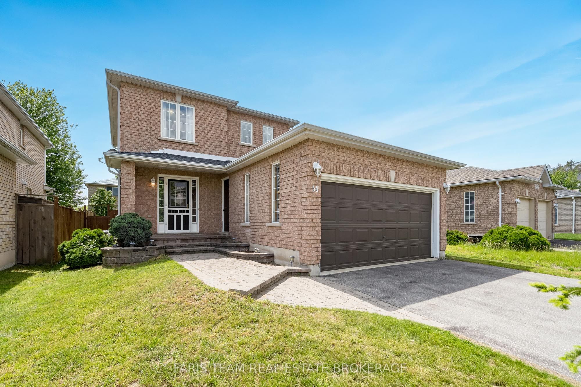 54 Bird Street, Barrie, ON L4N 0X4 photo 3
