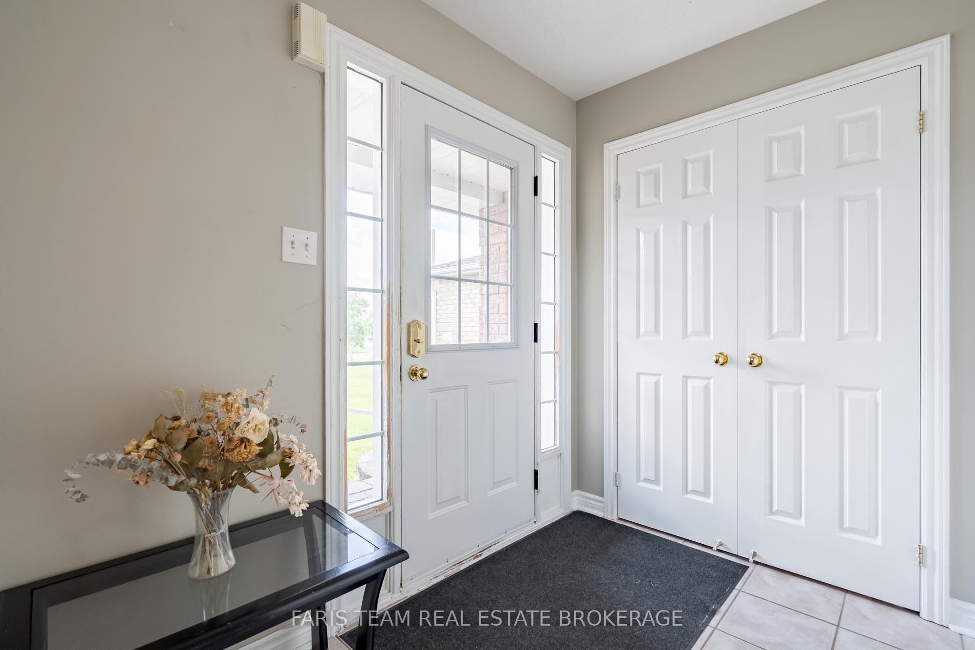 54 Bird Street, Barrie, ON L4N 0X4 photo 5