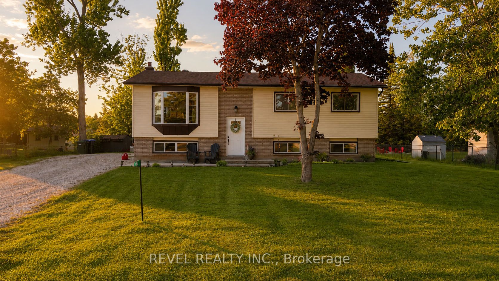4 Robbins Drive, Oro-Medonte, ON L0K 2G0 photo 3