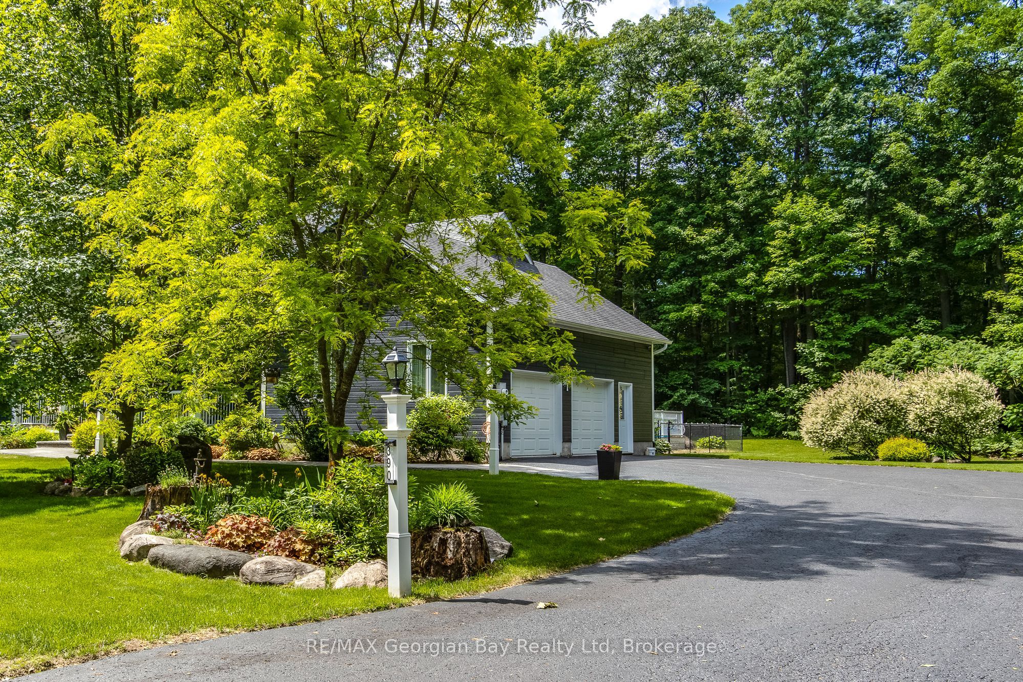 390 Puddicombe Road, Midland, ON L4R 5G7 photo 3