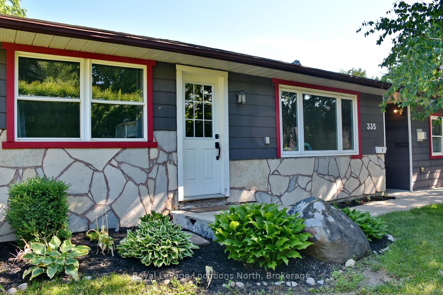 335 Fourth Street W, Collingwood, ON L9Y 1S5 photo 4