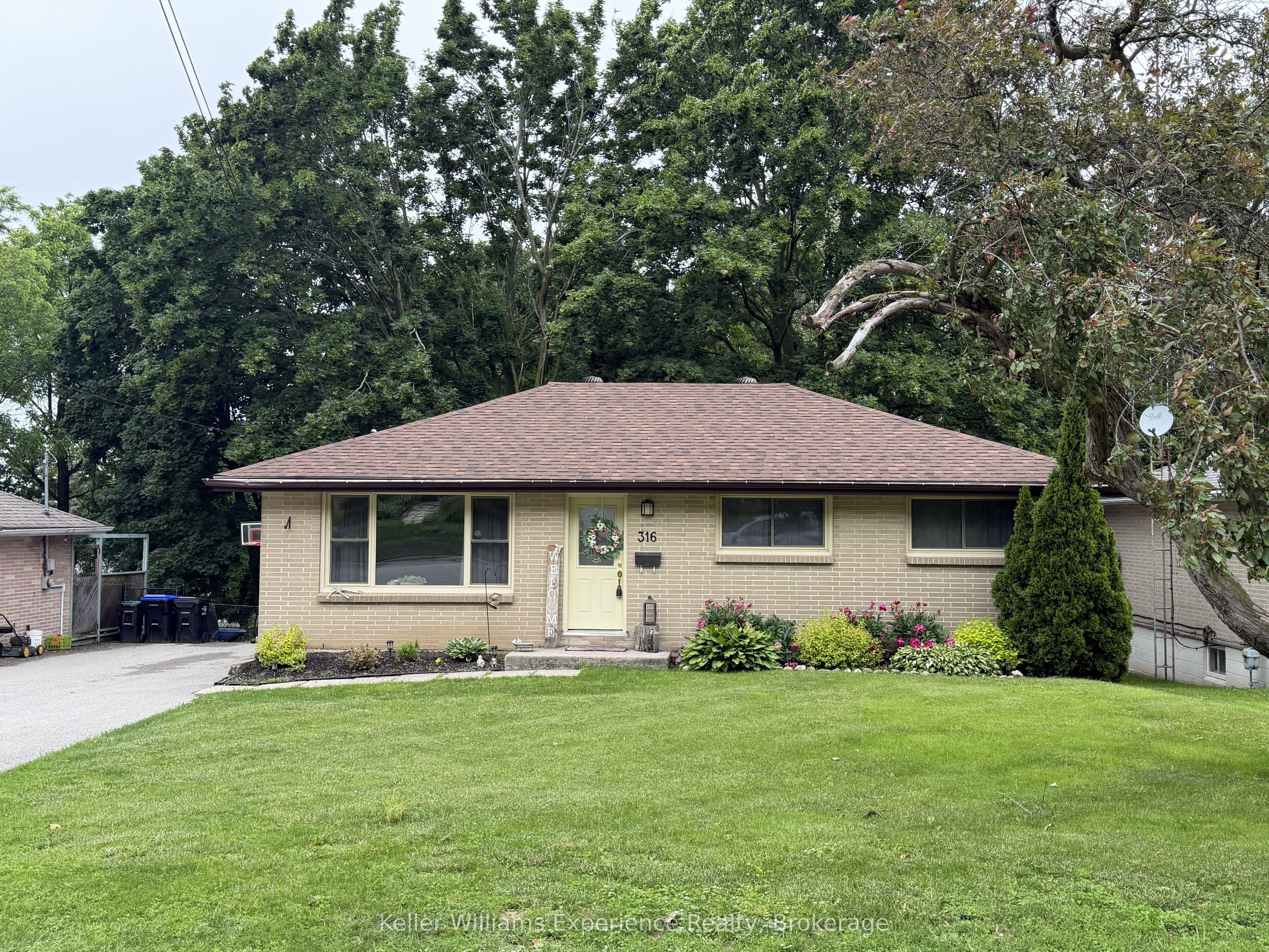 316 HANLY Street, Midland, ON L4R 2N9 photo 2