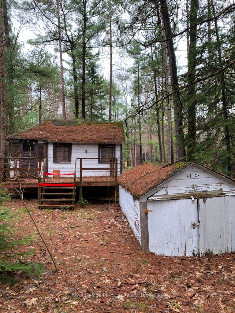 327 Tiny Beaches Road N, Tiny, ON L9M 1R3 photo 3