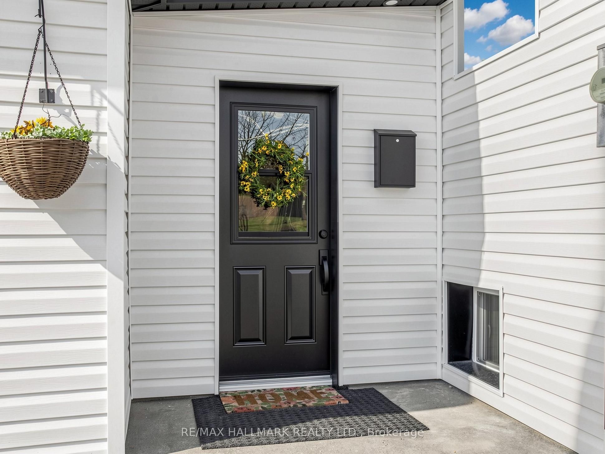 19 Ludlow Street, Midland, ON L4R 4B7 photo 2