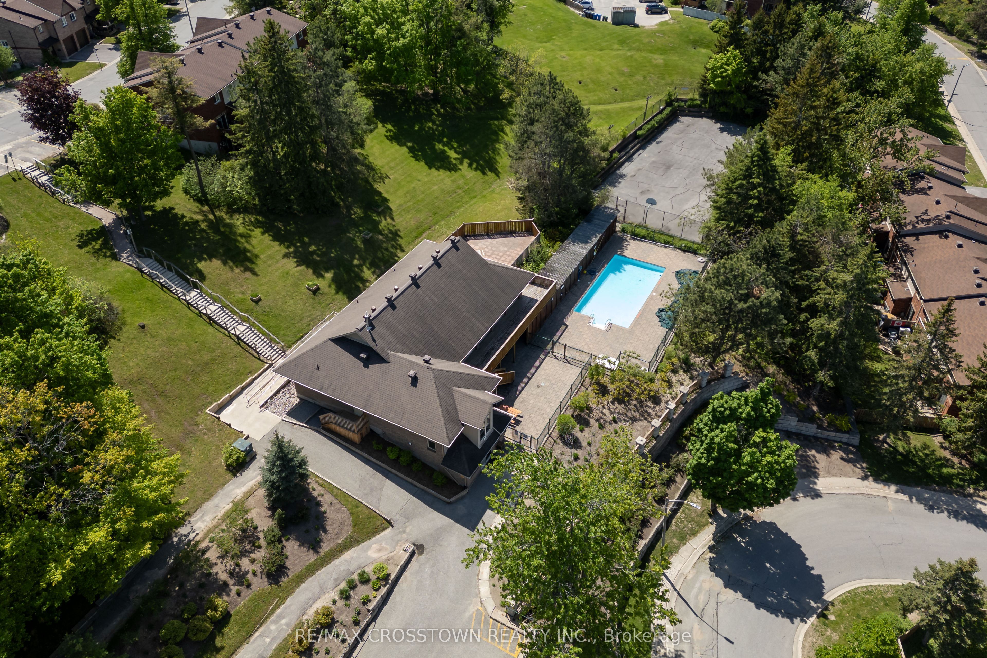 1 Quail Crescent 303, Barrie, ON L4N 6W9 photo 4