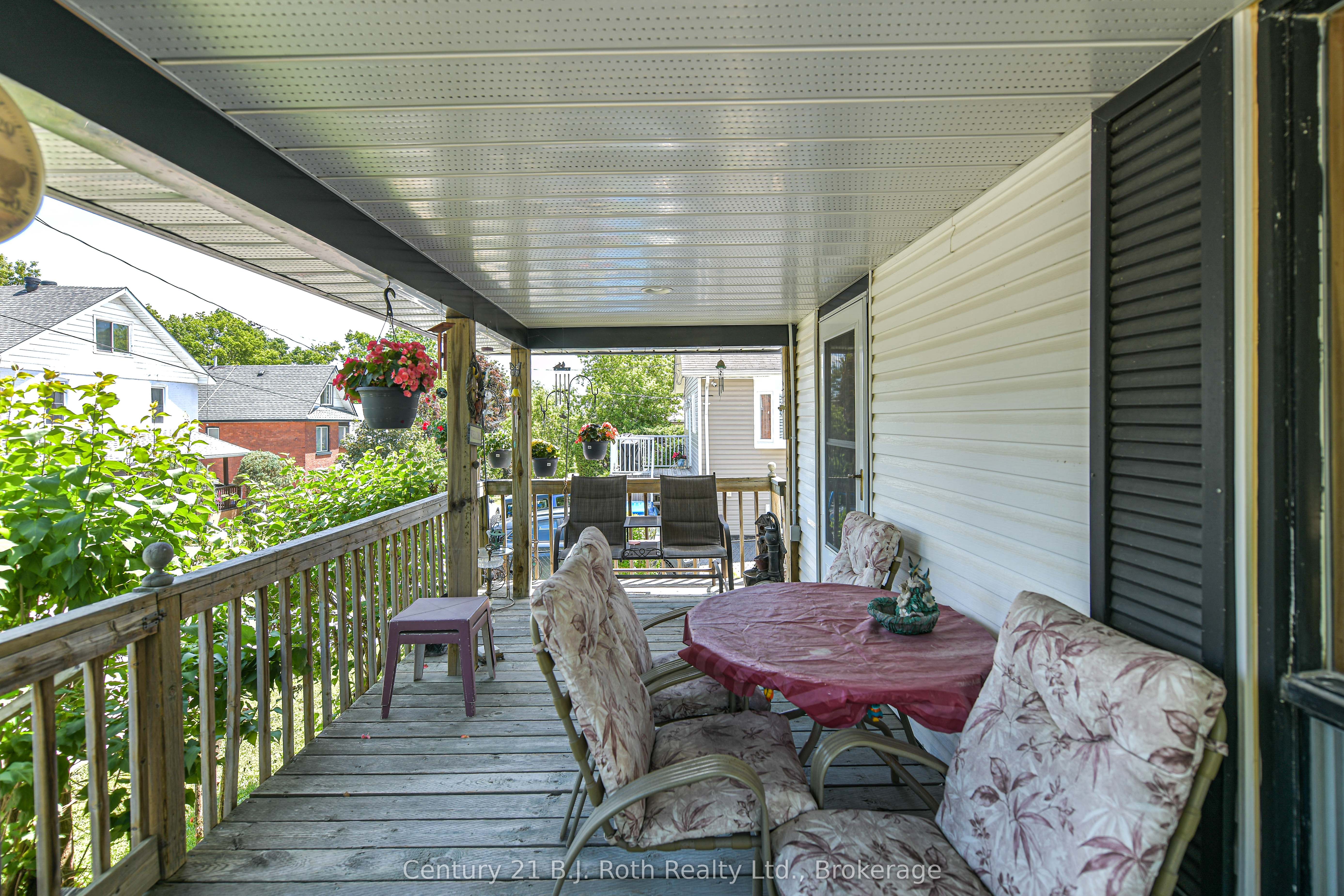 139 Borland Street E, Orillia, ON L3V 2C1 photo 4