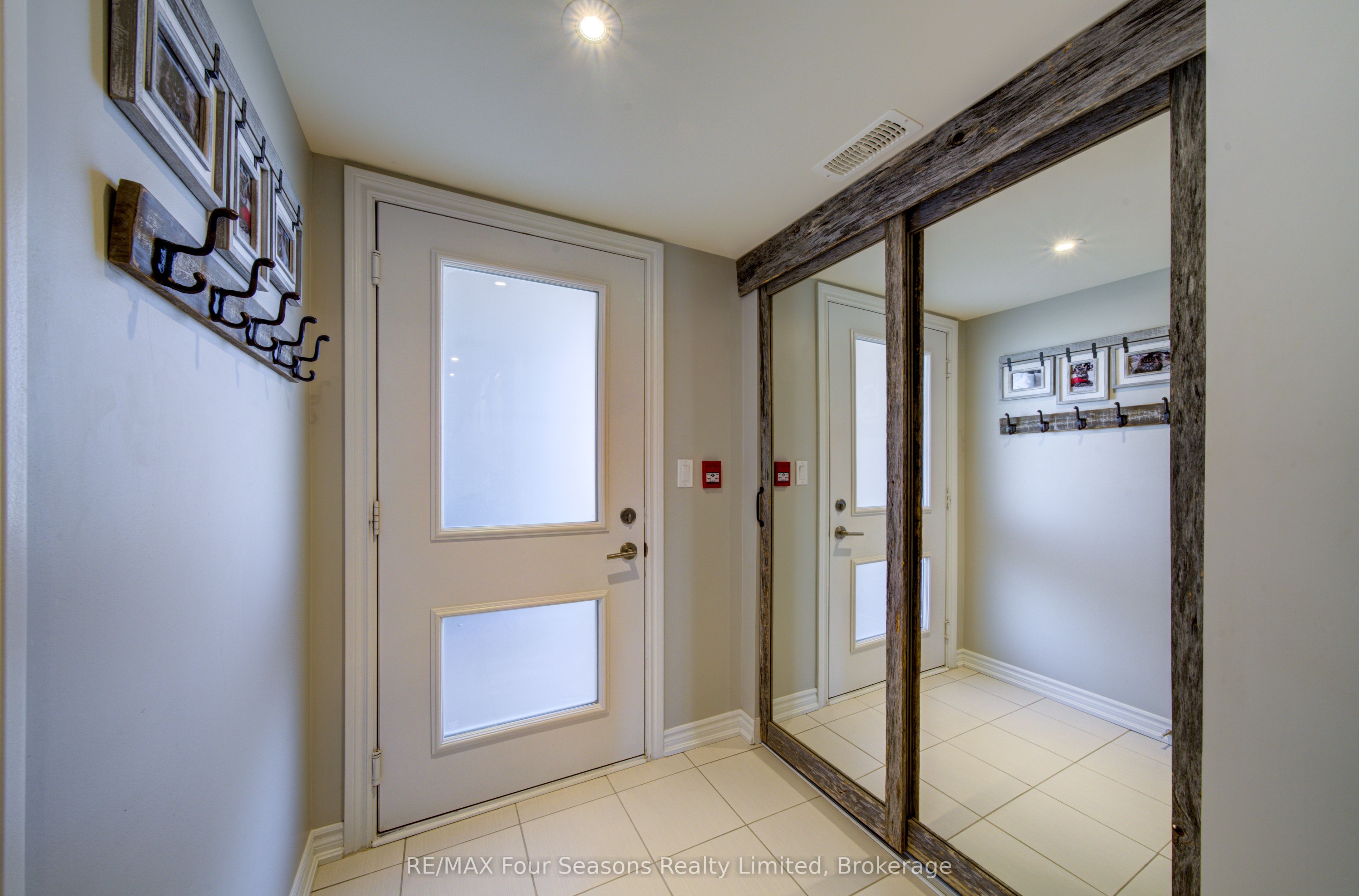 5 Anchorage Crescent 104, Collingwood, ON L9Y 0Y6 photo 5