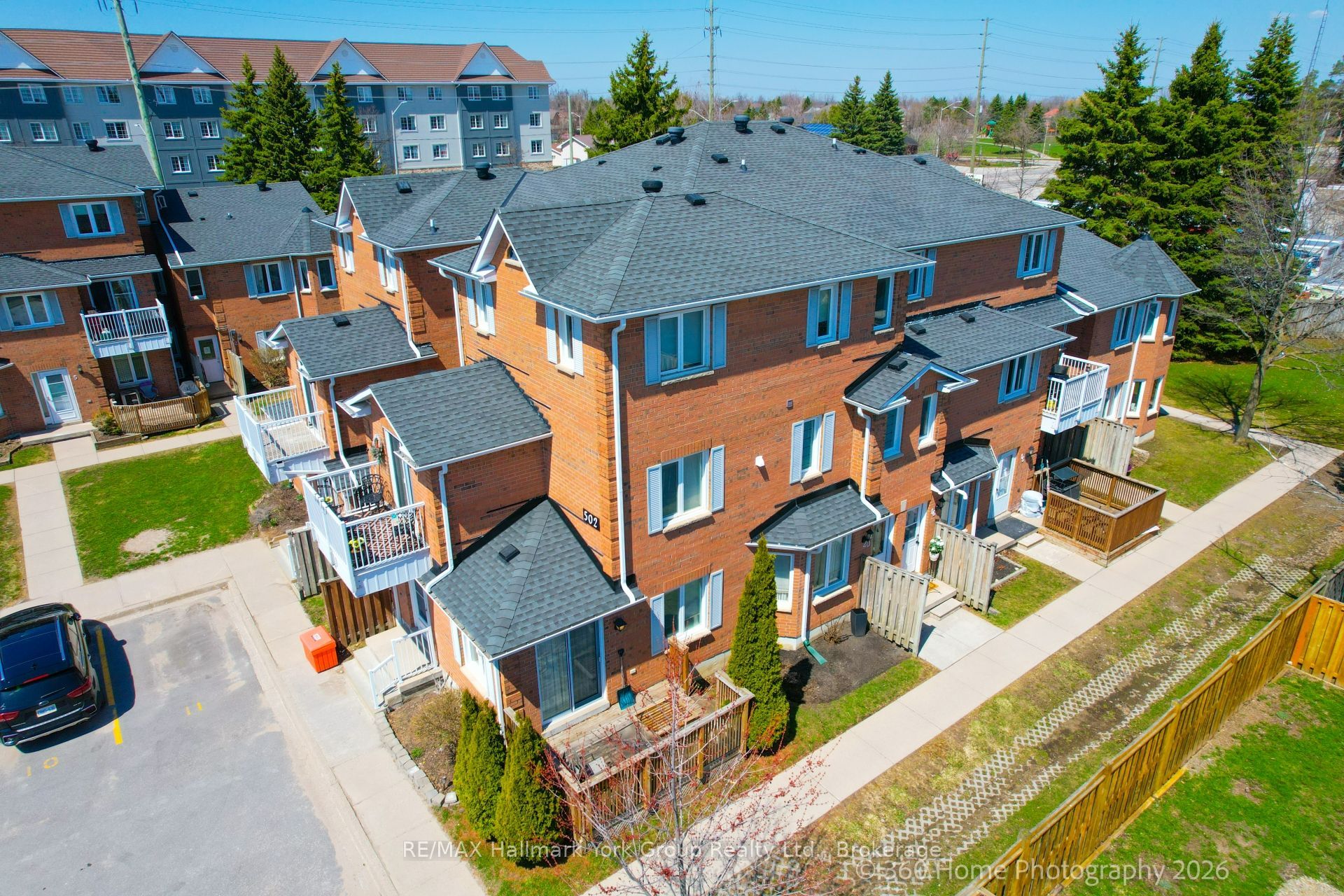 502 ESSA Road 16, Barrie, ON L4N 7L4 photo 4