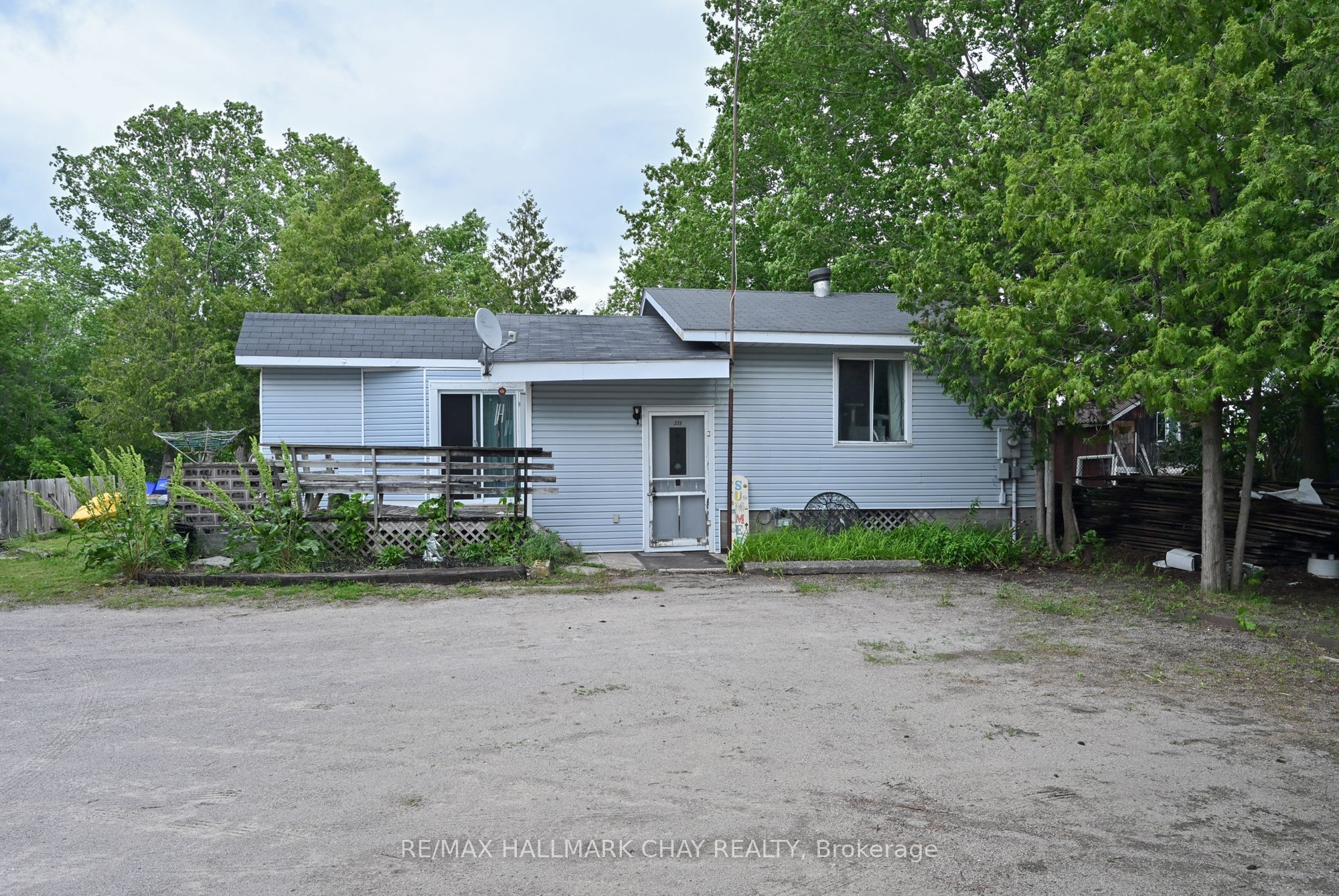 225 Park Street, Tay, ON L0K 2A0