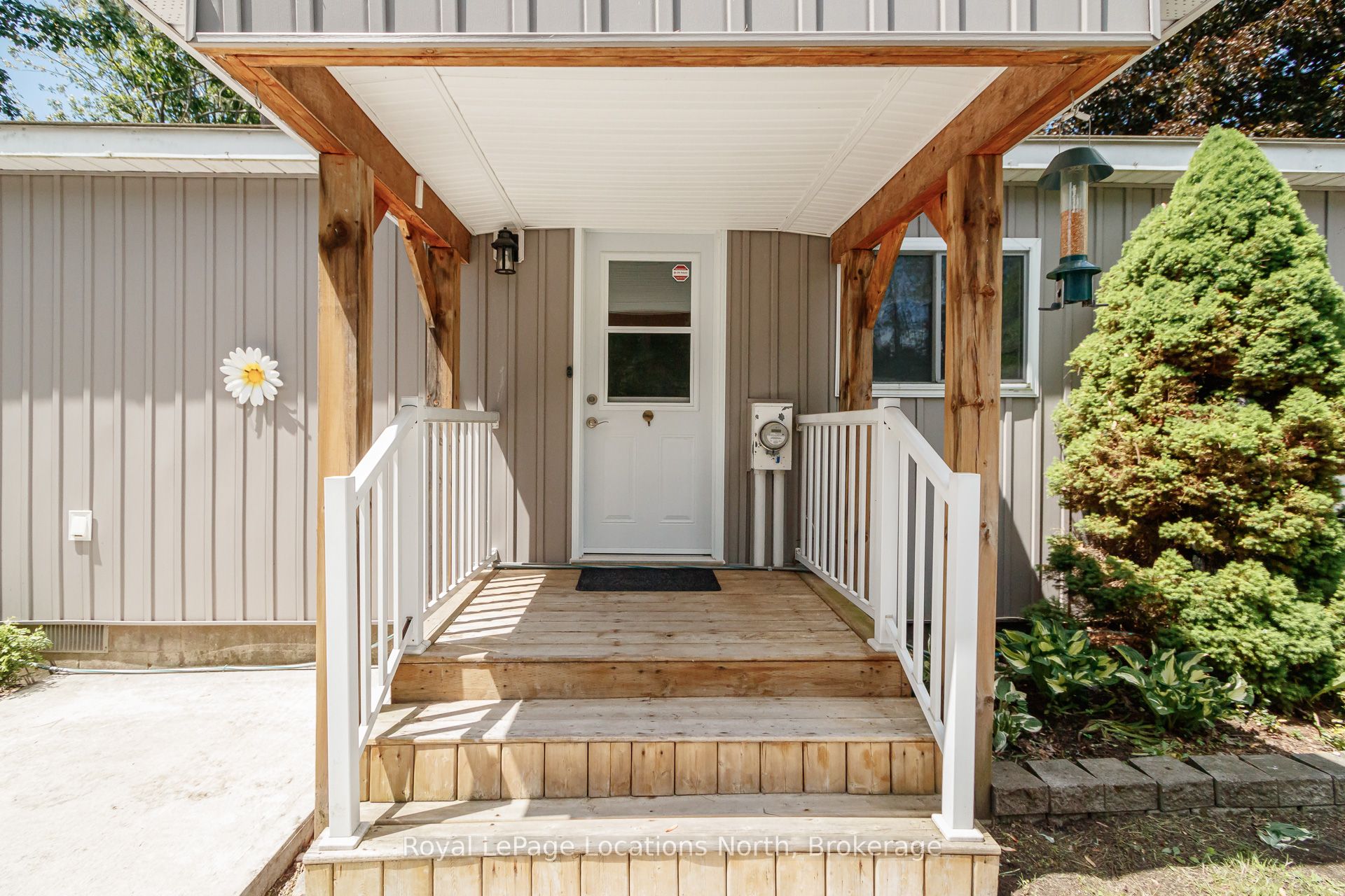 5 SE Golf Avenue E, Wasaga Beach, ON L9Z 1K2 photo 5