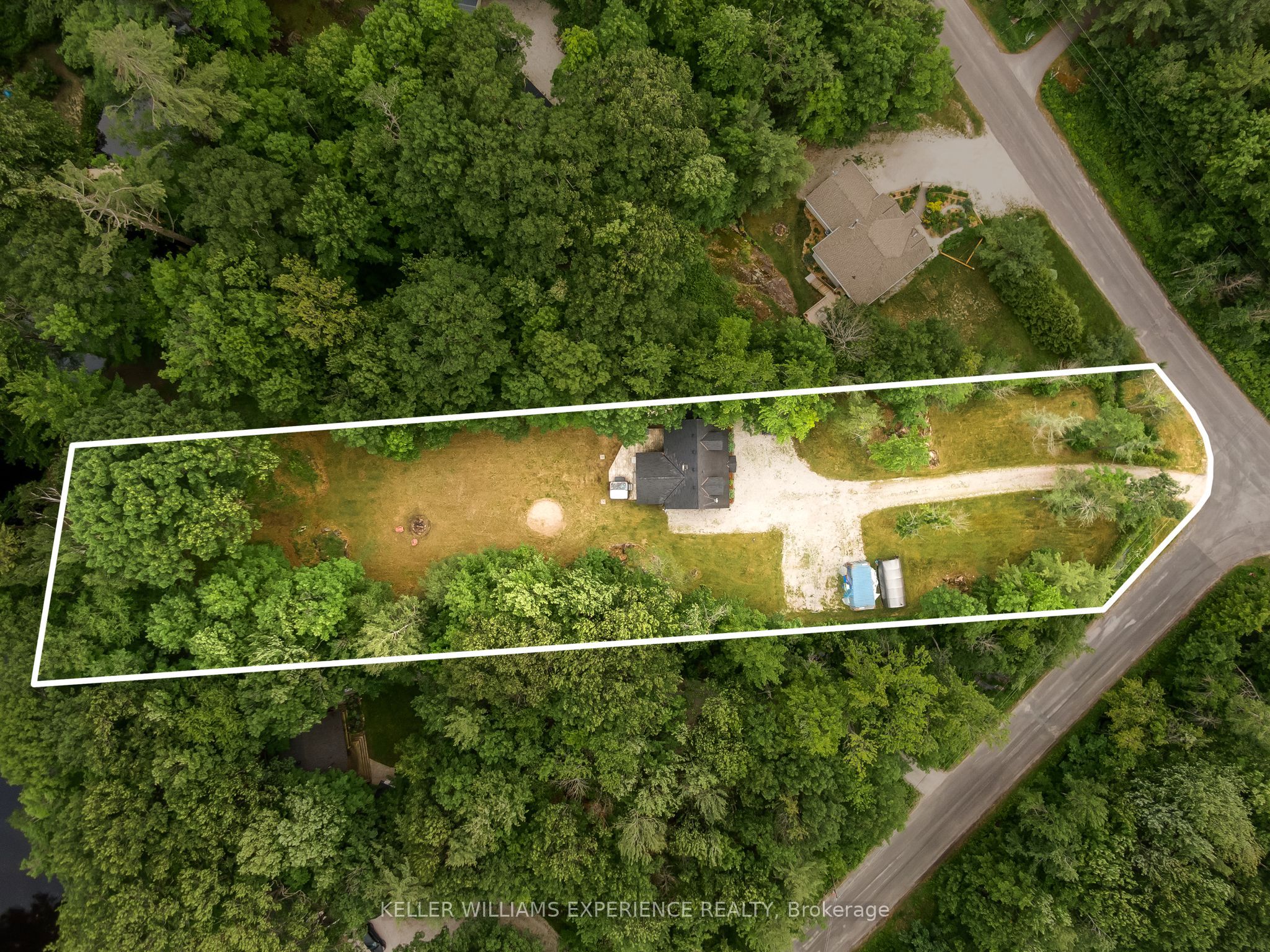 7516 Island Crescent W, Ramara, ON L0K 2B0 photo 3