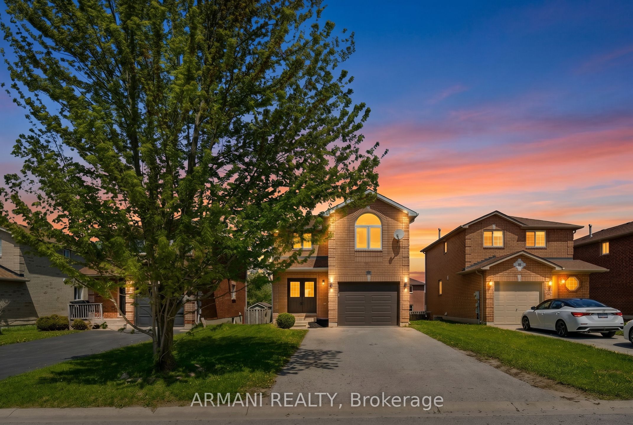 30 Booth Lane, Barrie, ON L4N 0S4