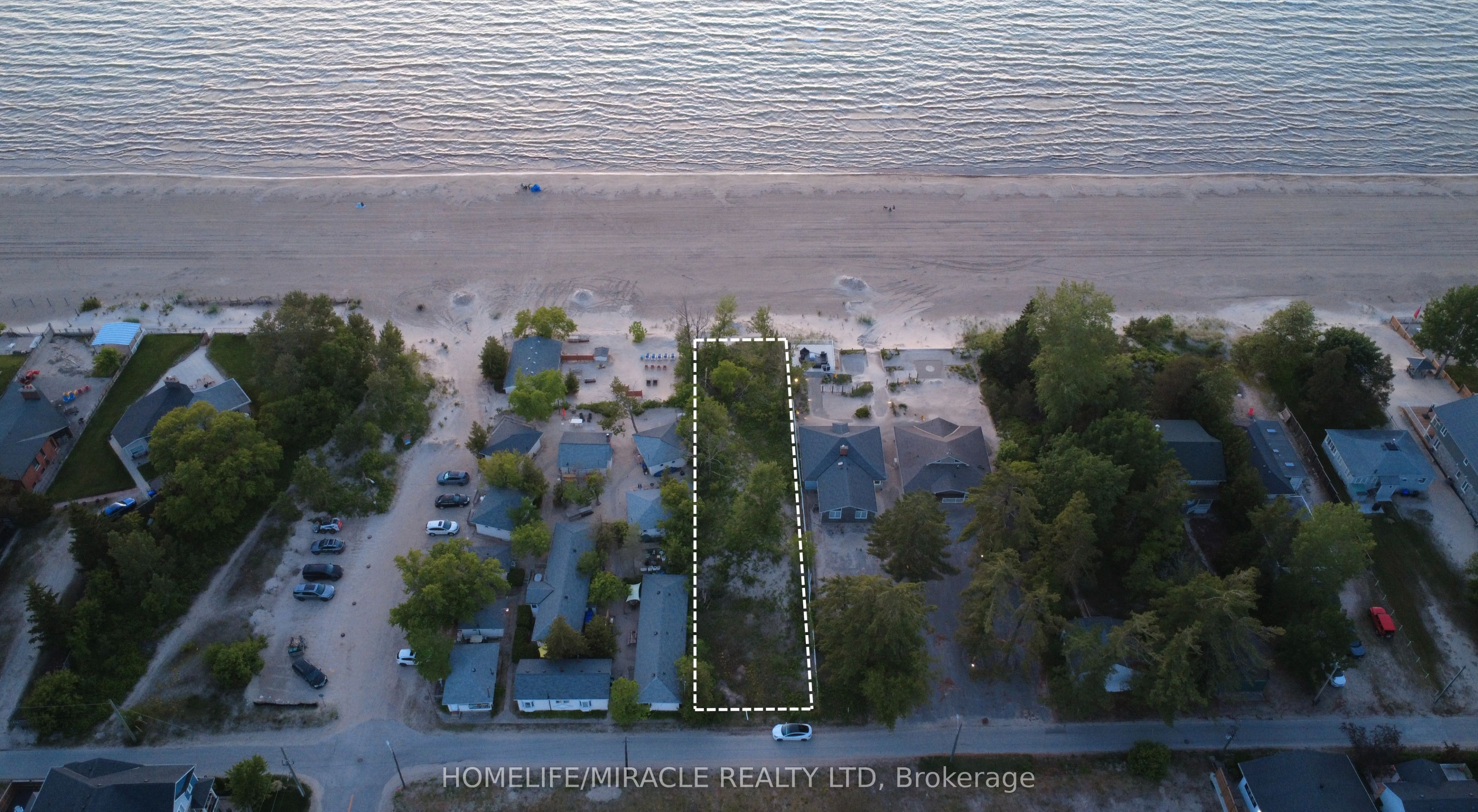 316 Shore Lane, Wasaga Beach, ON L9Z 1Z5 photo 2