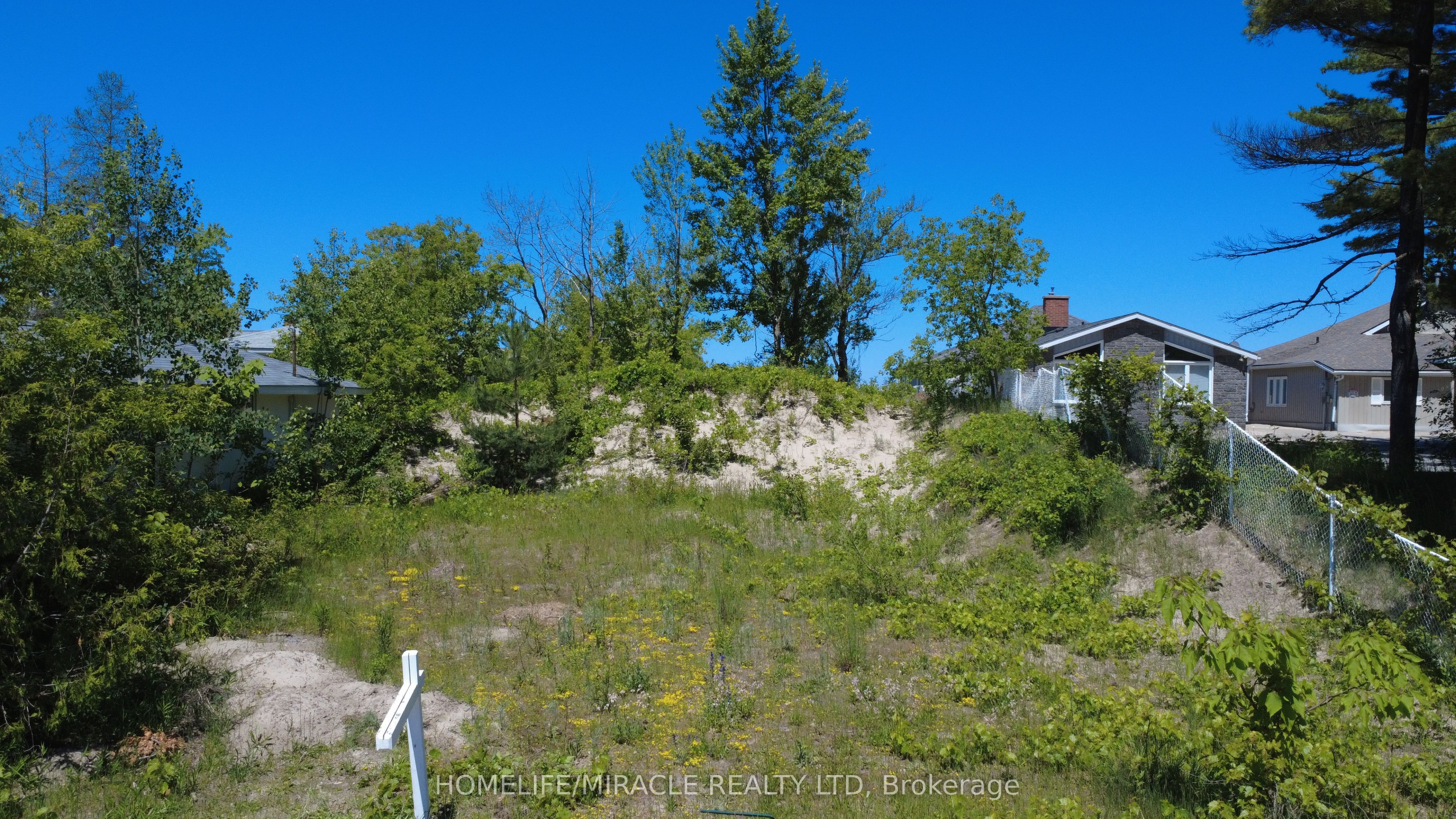 316 Shore Lane, Wasaga Beach, ON L9Z 1Z5 photo 5