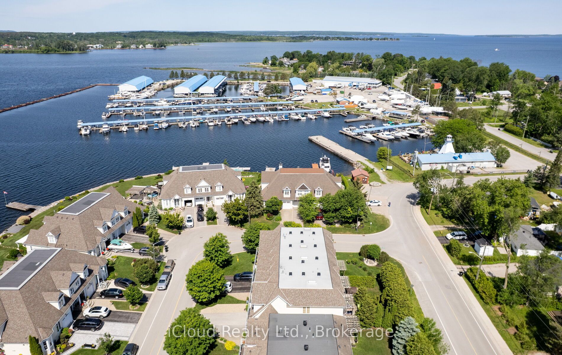104 Wycliffe Cove, Tay, ON L0K 2A0 photo 3
