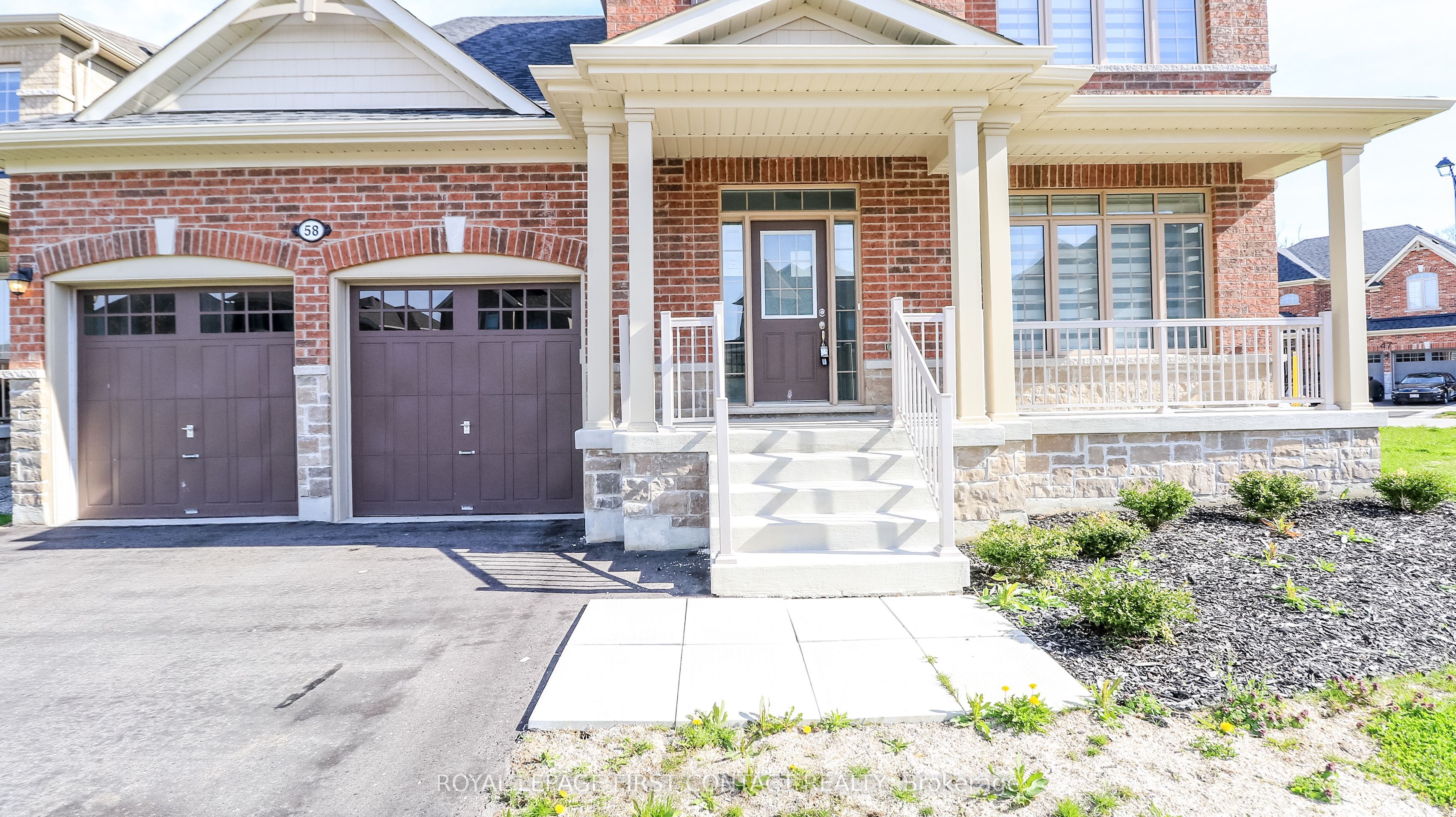 58 Sanford Circle, Springwater, ON L9X 2A9 photo 3