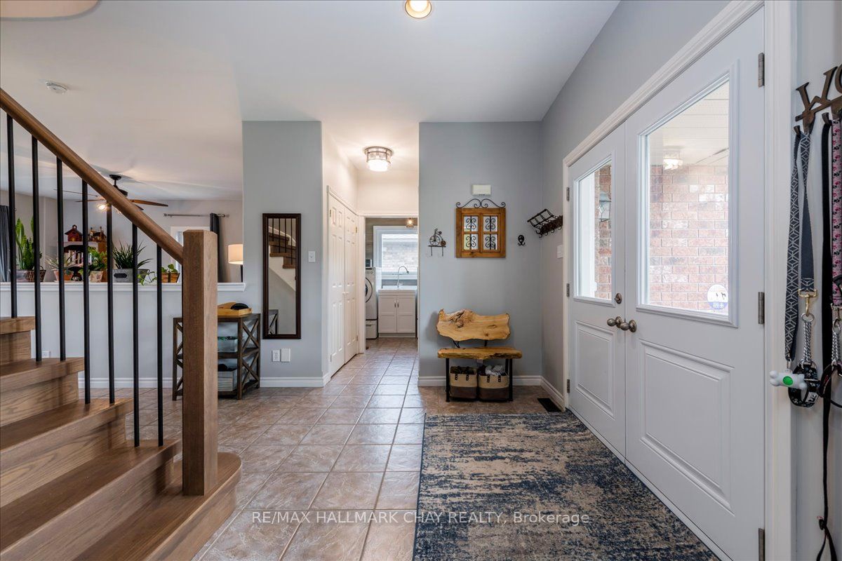 85 Miller Drive, Barrie, ON L4N 9X2 photo 3