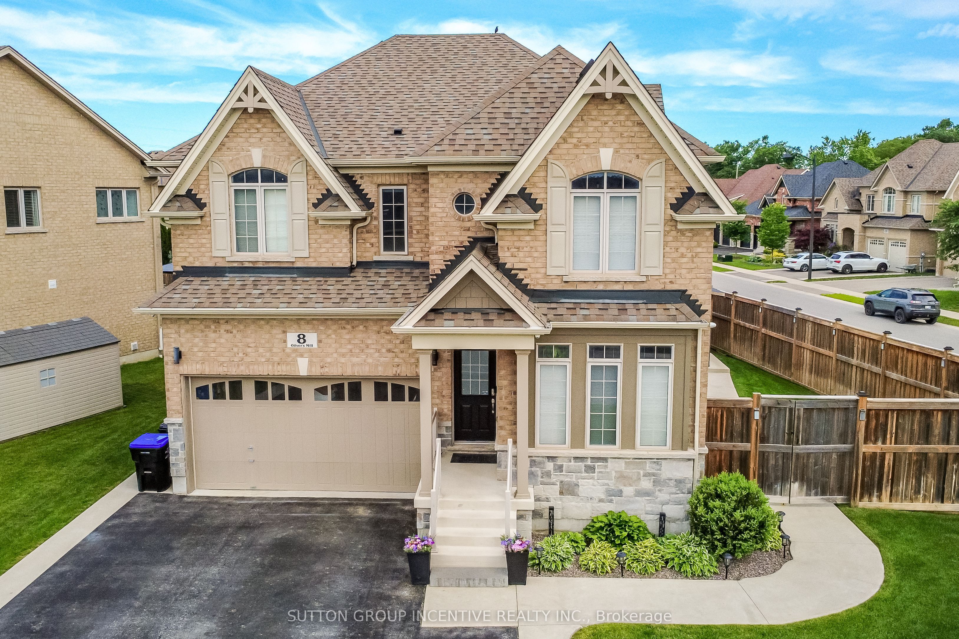 8 Oliver's Mill Road, Springwater, ON L9X 0S8