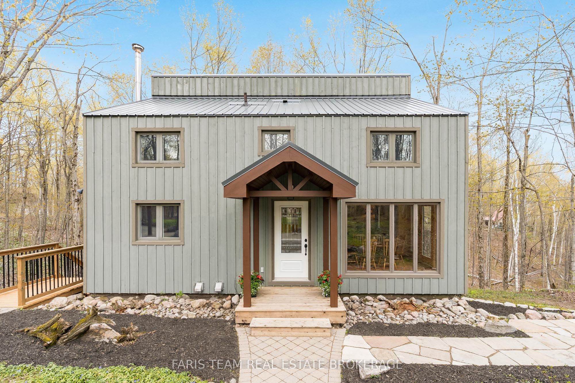 46 Huronwoods Drive, Oro-Medonte, ON L0K 1E0 photo 2